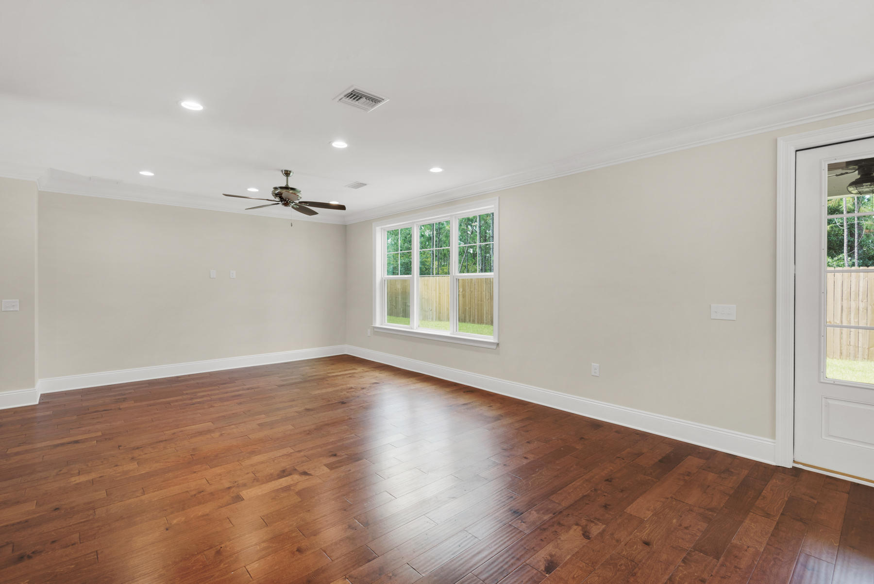 BEAR CREEK - Residential