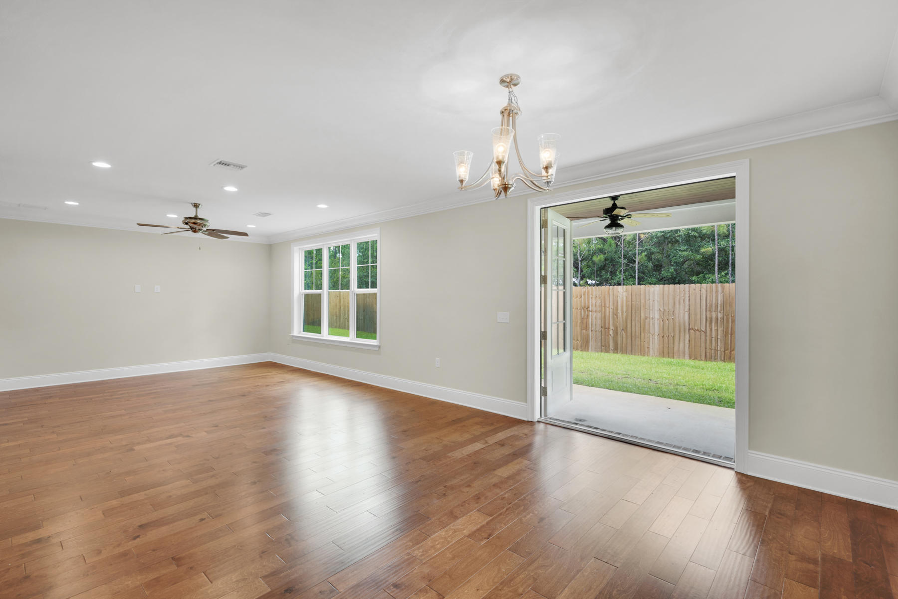 BEAR CREEK - Residential