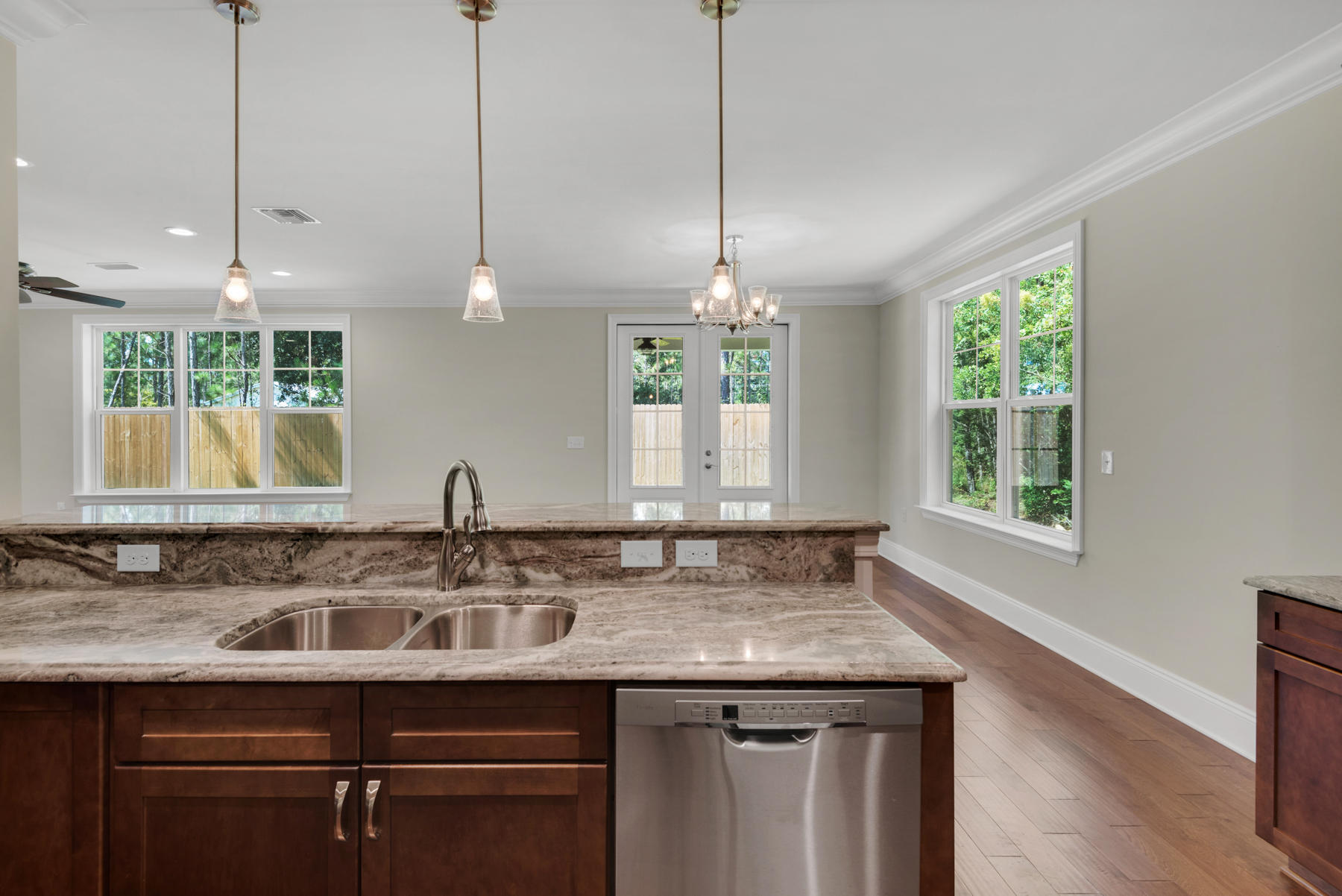 BEAR CREEK - Residential