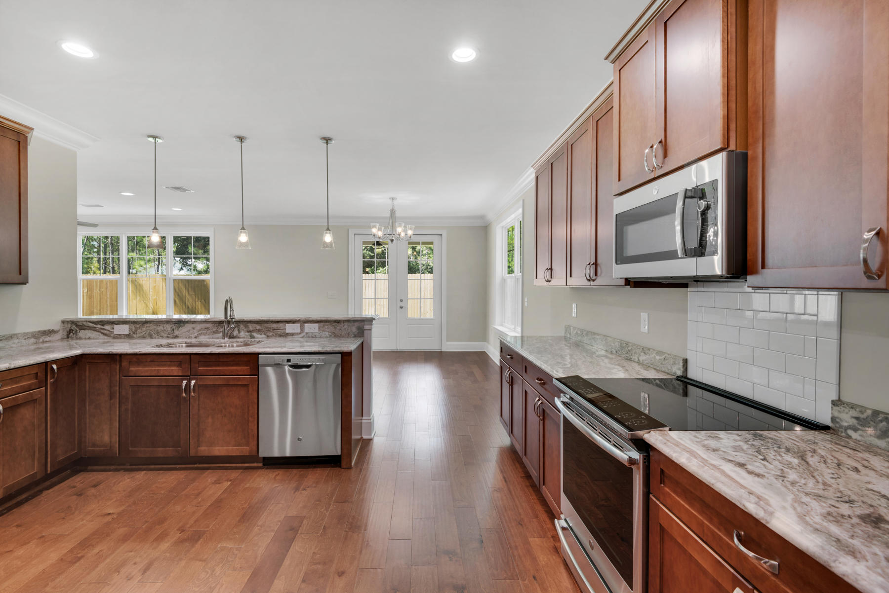 BEAR CREEK - Residential