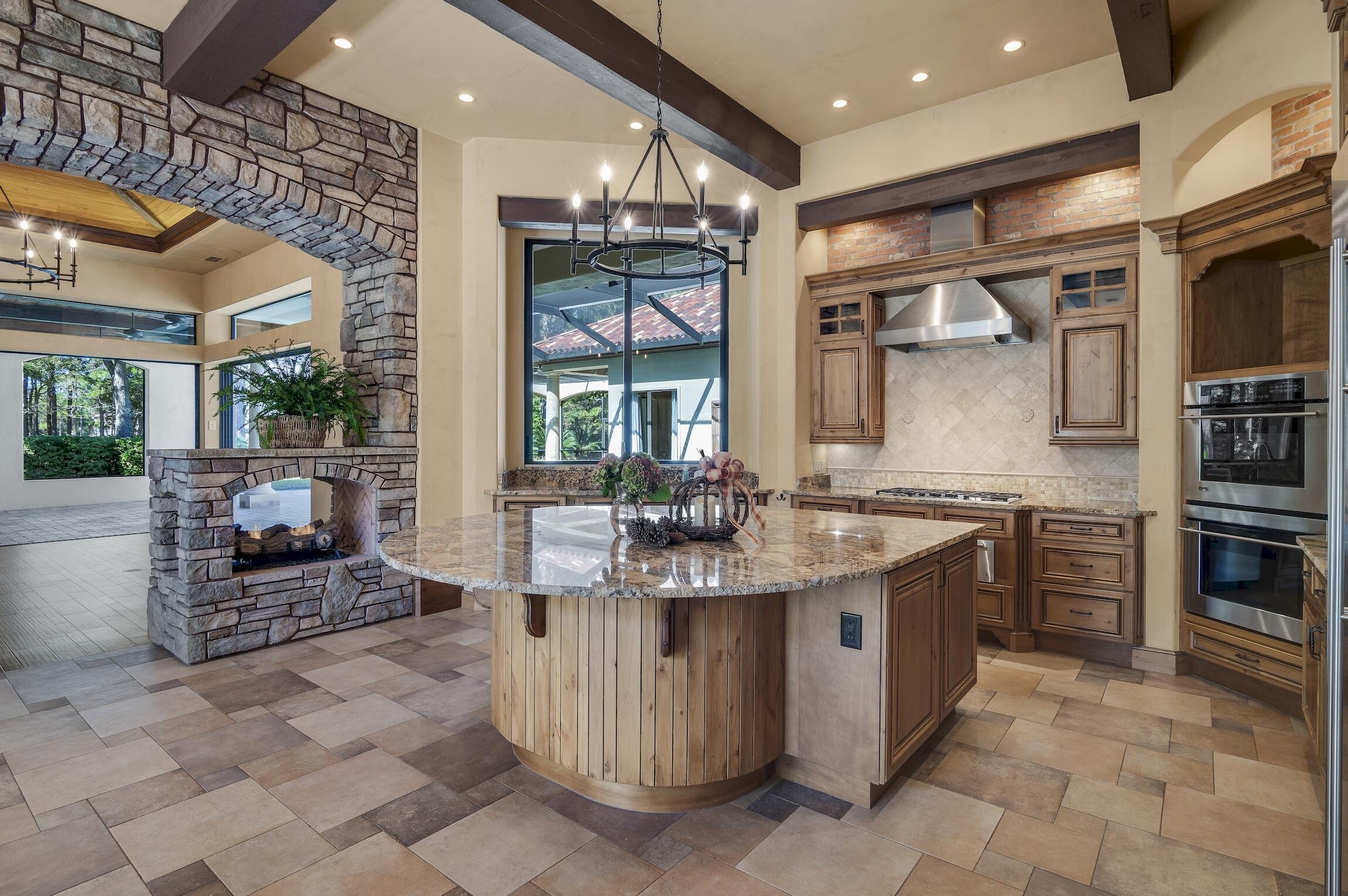 BURNT PINE - Residential