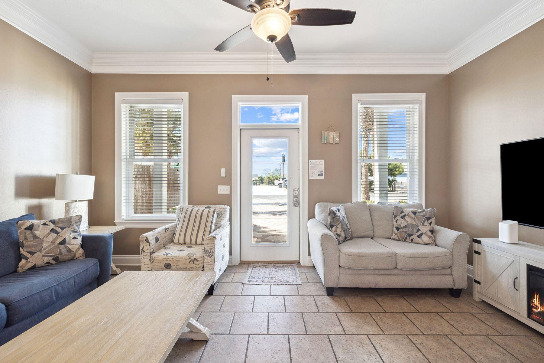 HOLIDAY BEACH UNIT 03 - Residential