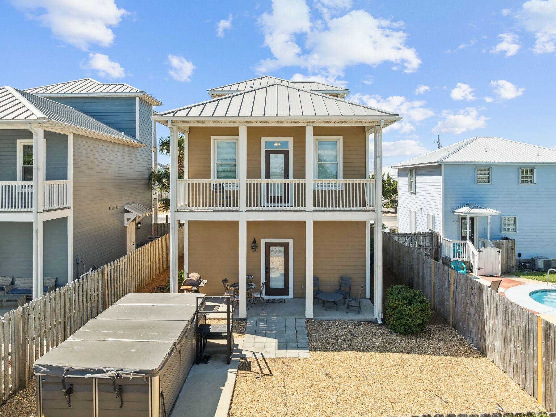 HOLIDAY BEACH UNIT 03 - Residential