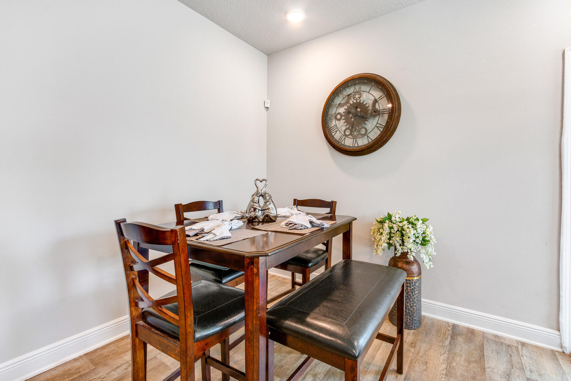 SAUFLEY FIELD TOWNHOMES - Residential