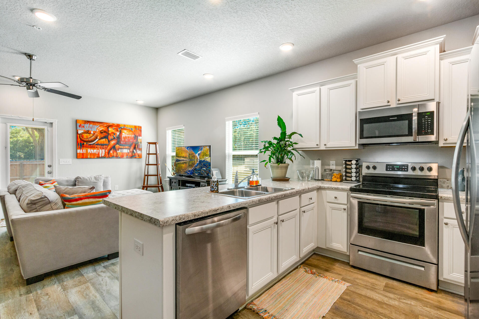 SAUFLEY FIELD TOWNHOMES - Residential