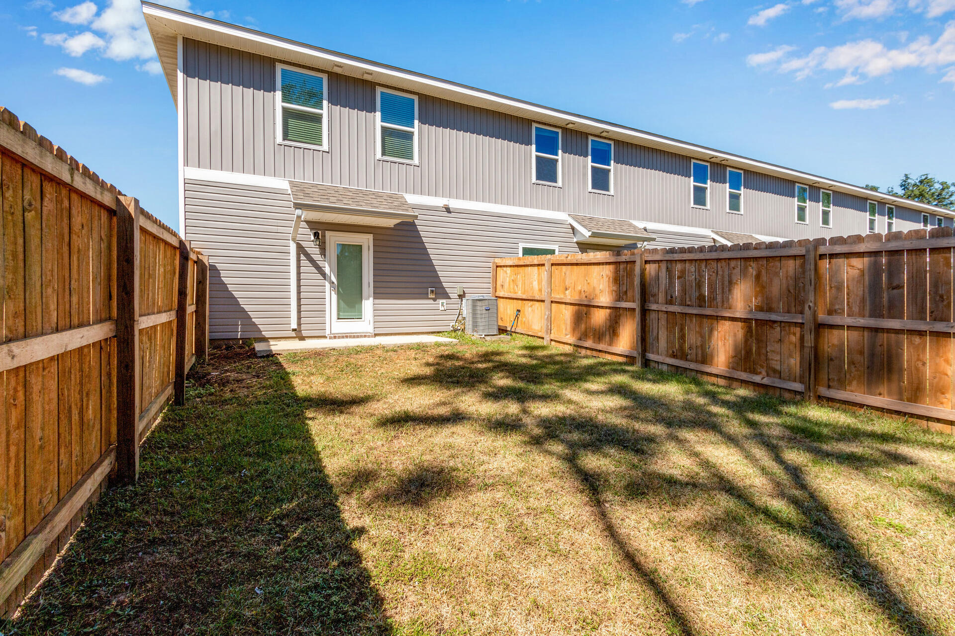 SAUFLEY FIELD TOWNHOMES - Residential