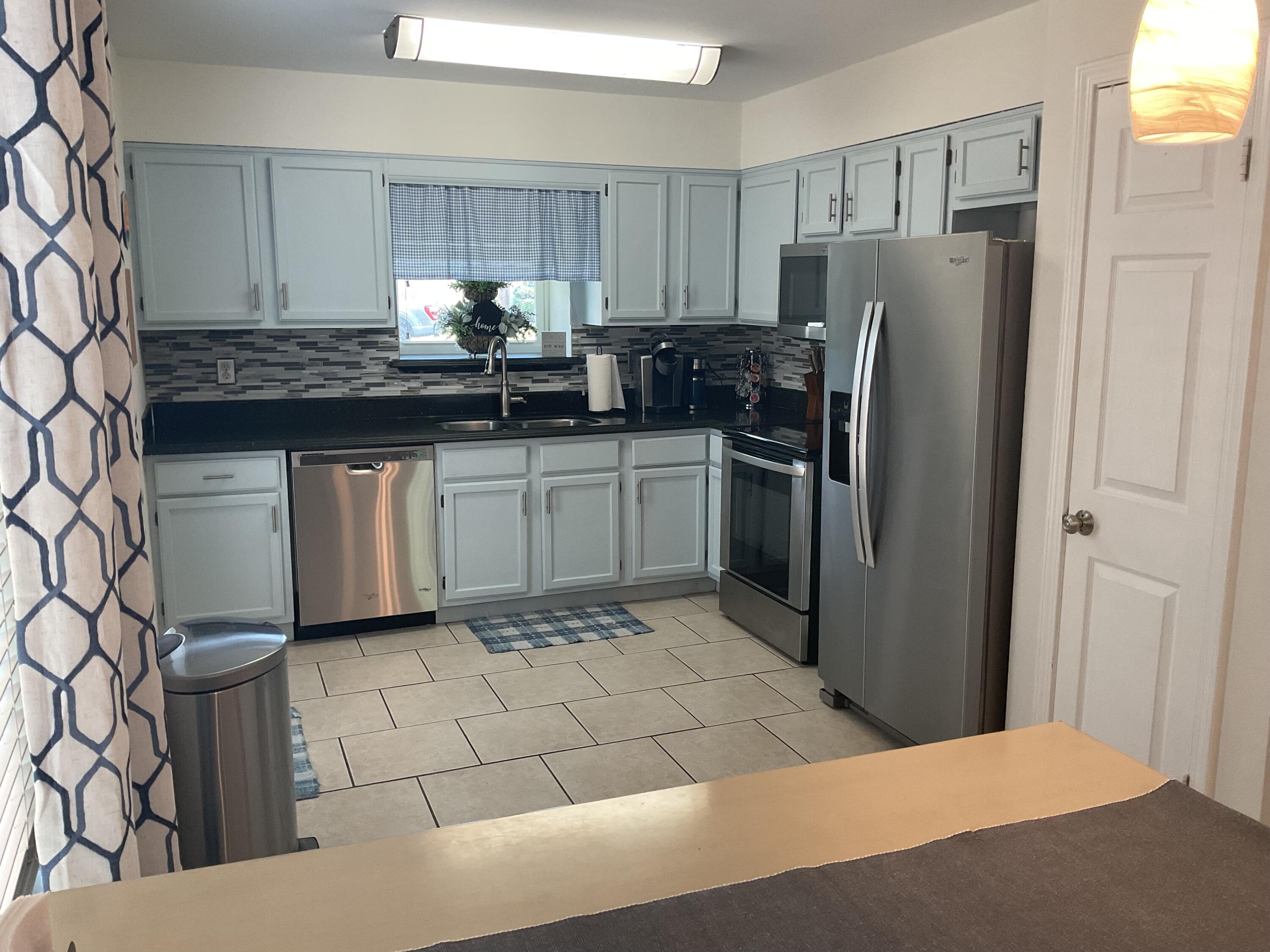 COVENTRY PARK VLG PH II - Residential Lease