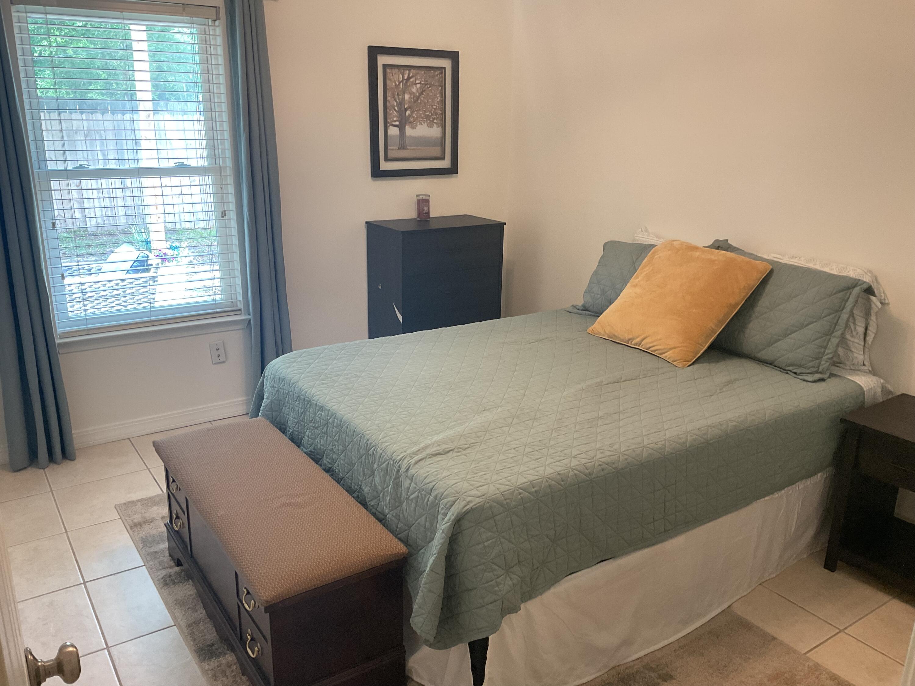 COVENTRY PARK VLG PH II - Residential Lease