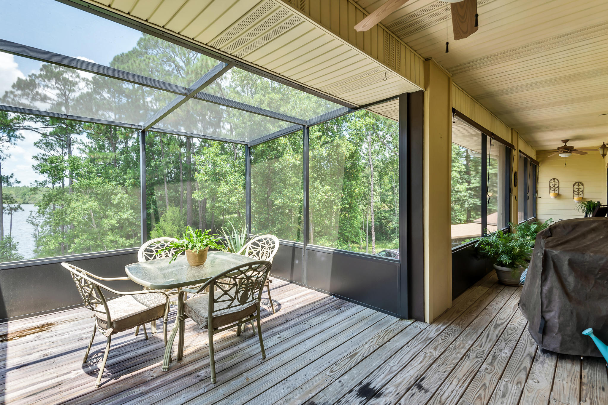 SPRING LAKE ESTATES - Residential