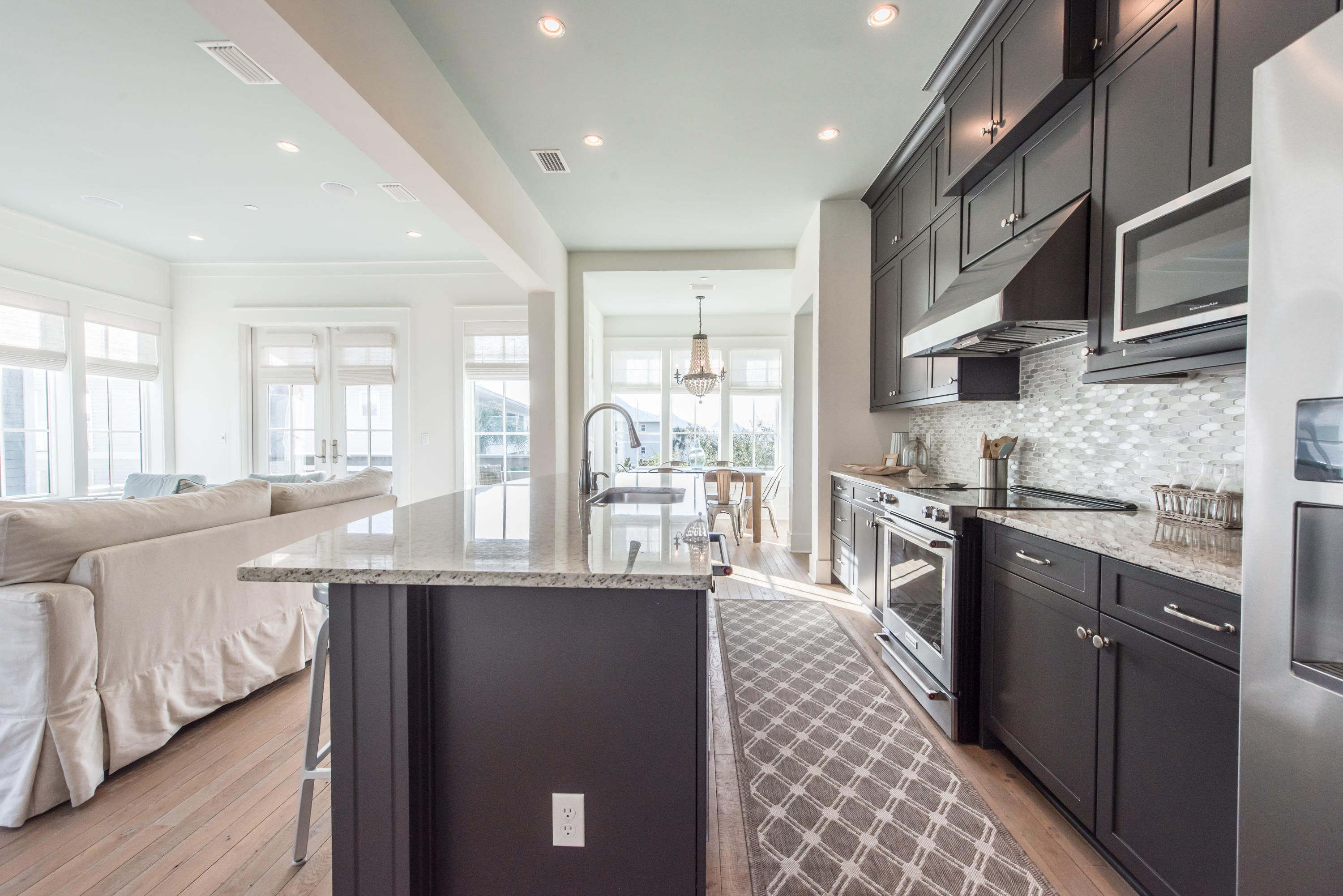 TRESCA PLACE - Residential