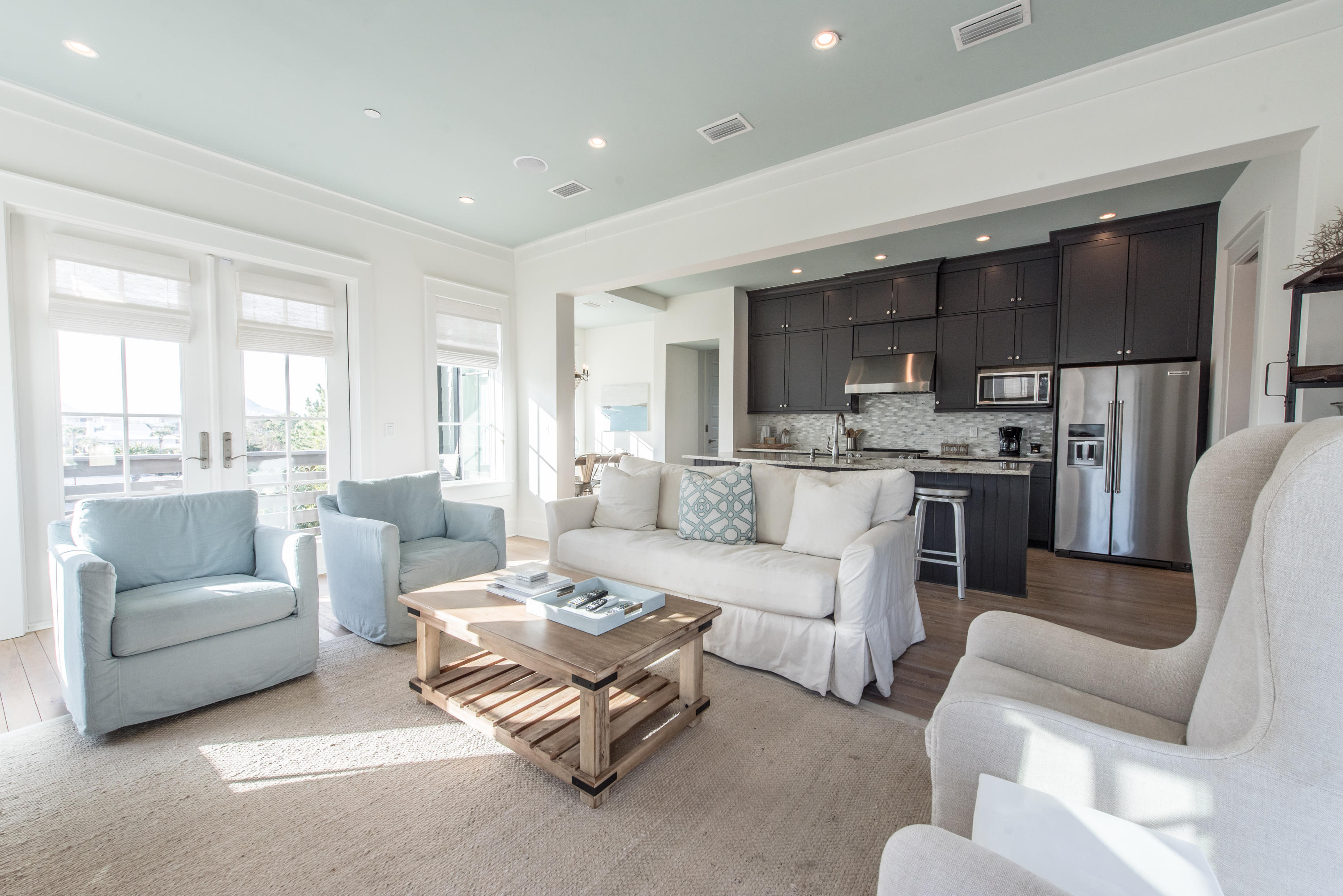 TRESCA PLACE - Residential