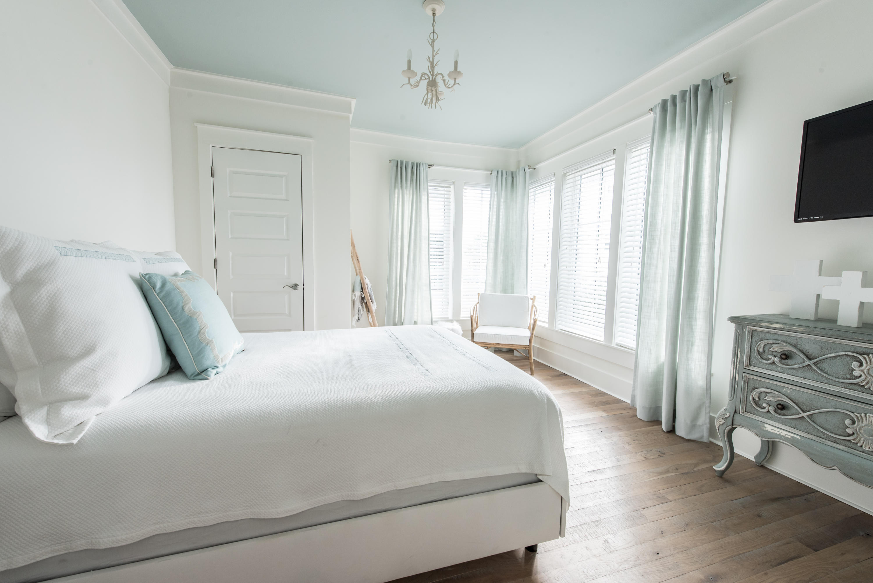 TRESCA PLACE - Residential