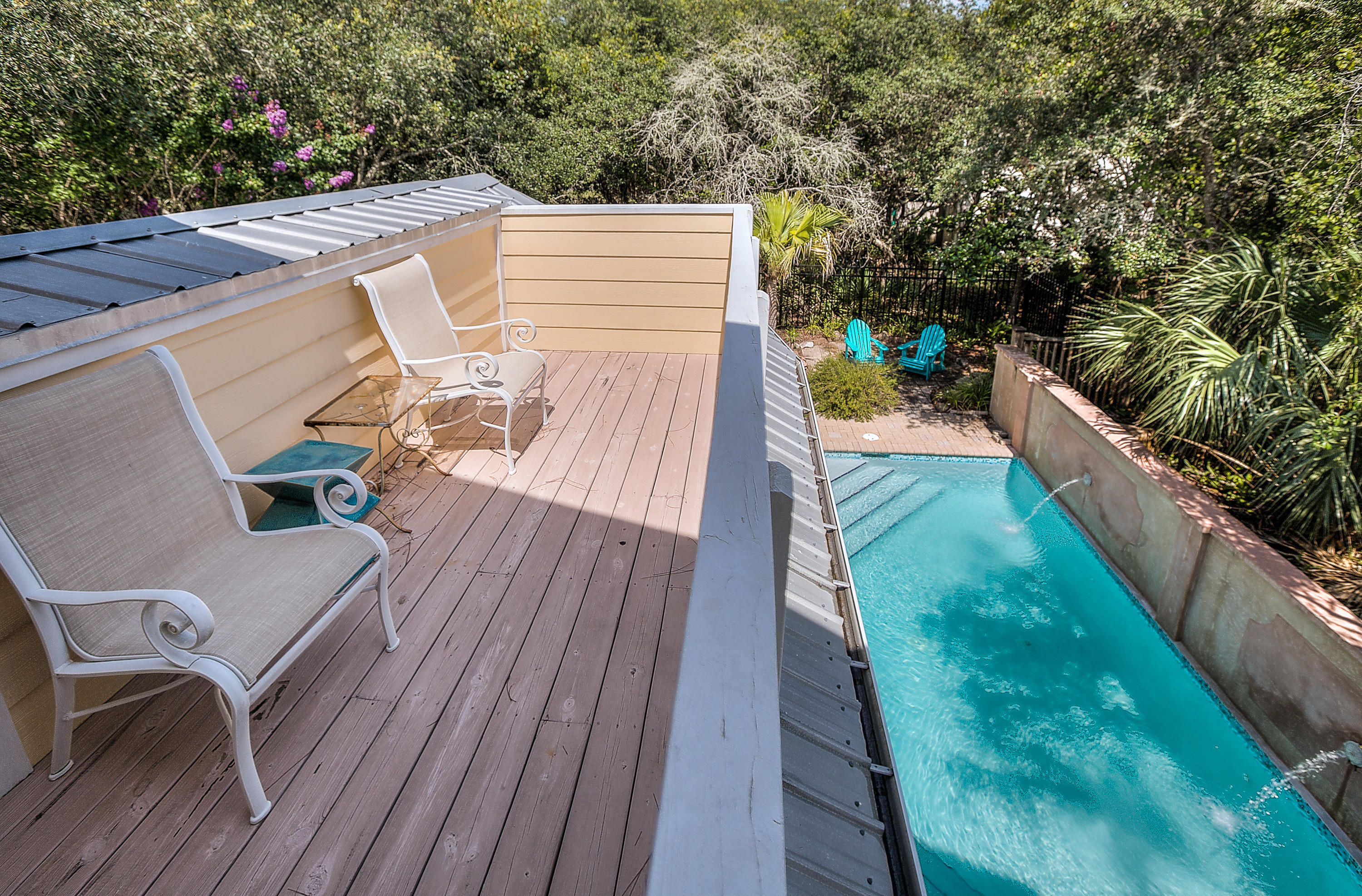 GULF SHORE MANOR - Residential