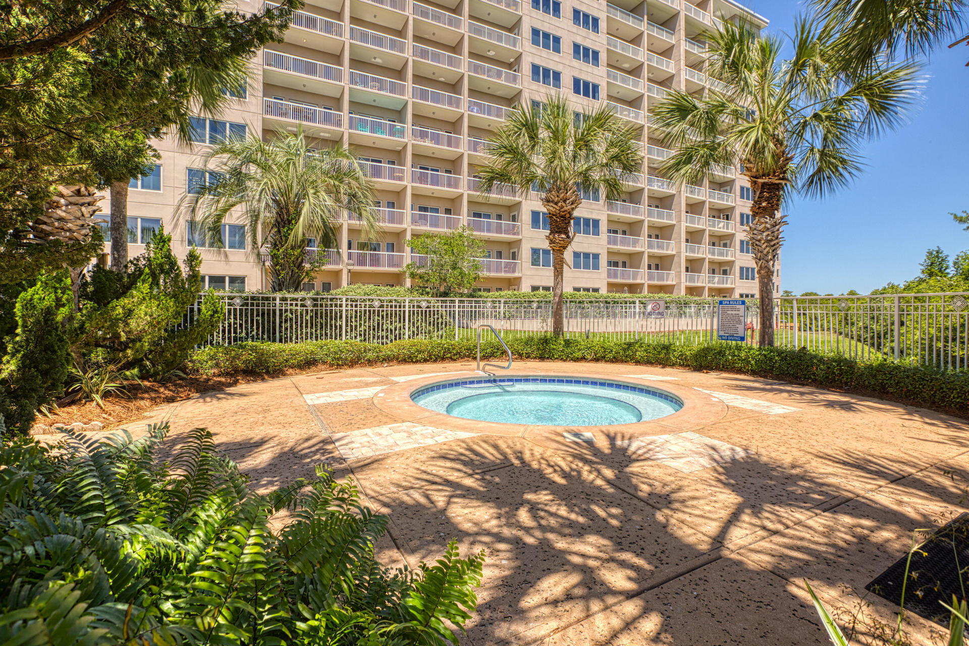 SUMMIT AT TOPS'L (THE) - Residential