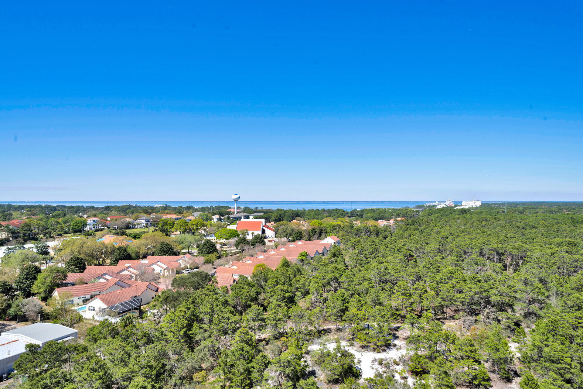 SUMMIT AT TOPS'L (THE) - Residential