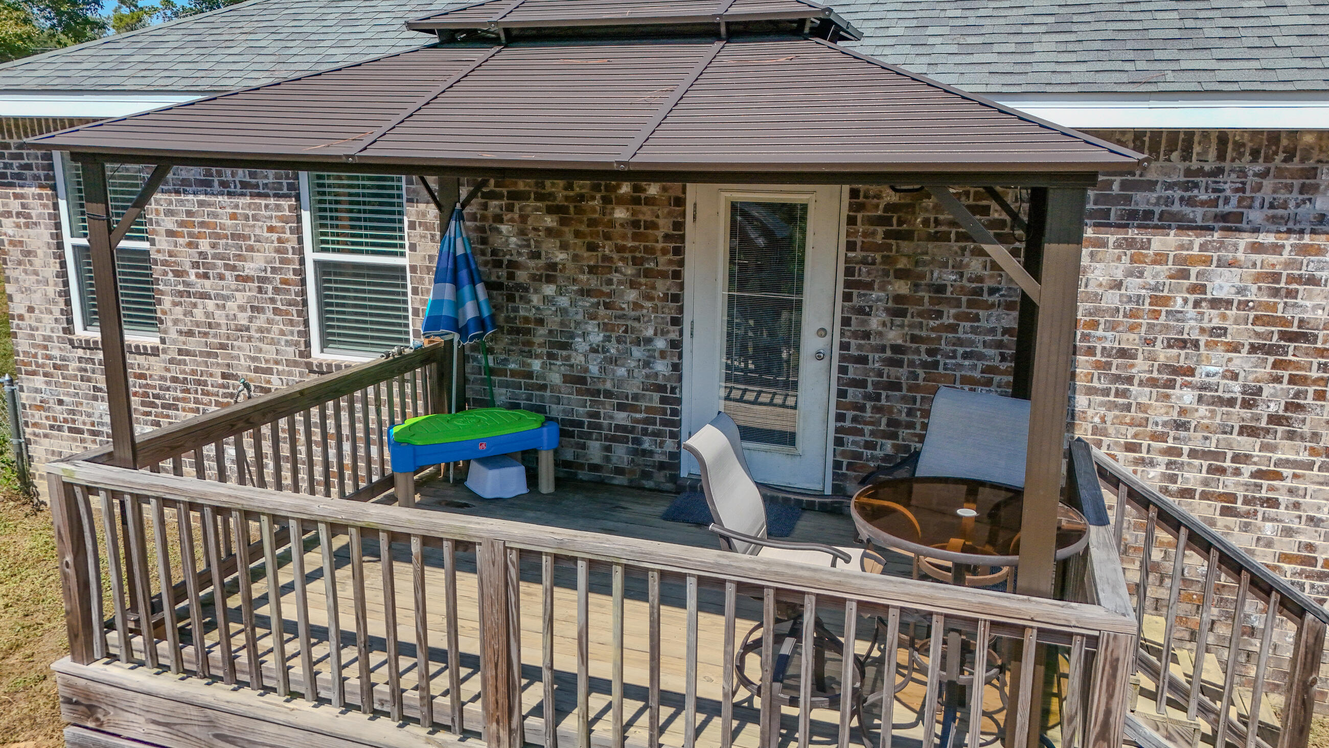 TEN LAKE ESTATES UNIT 2 - Residential
