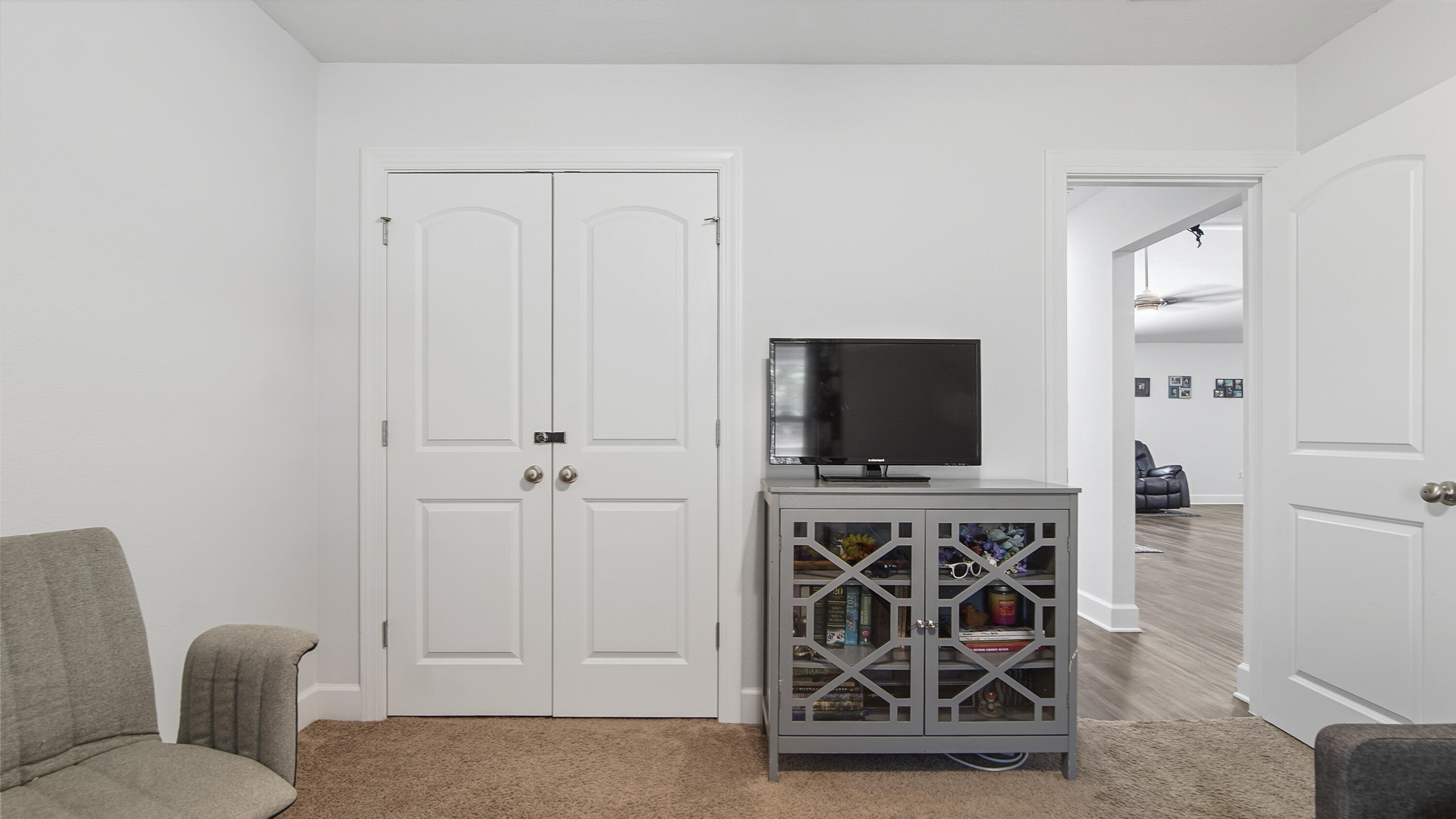 TEN LAKE ESTATES UNIT 2 - Residential