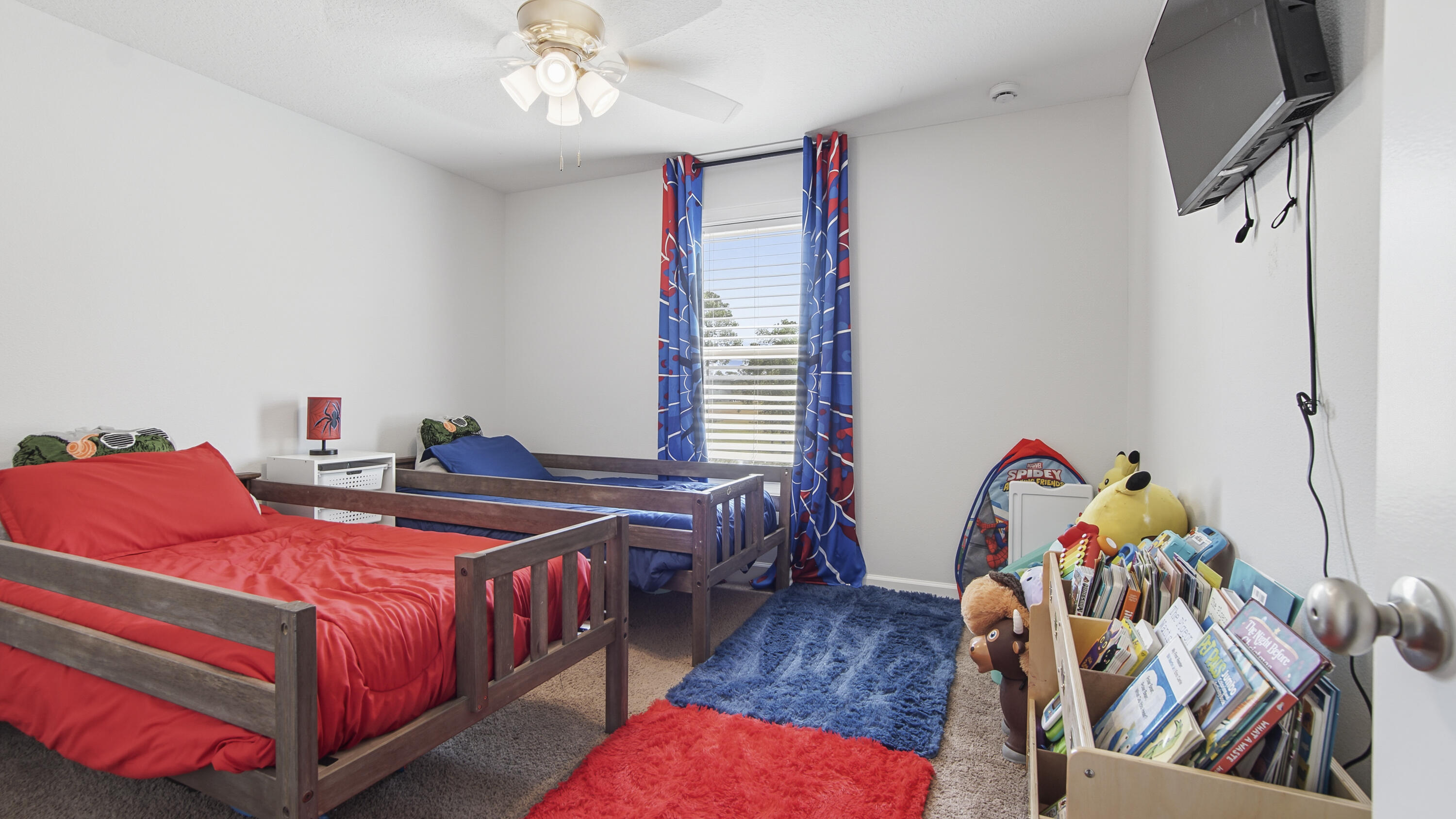 TEN LAKE ESTATES UNIT 2 - Residential