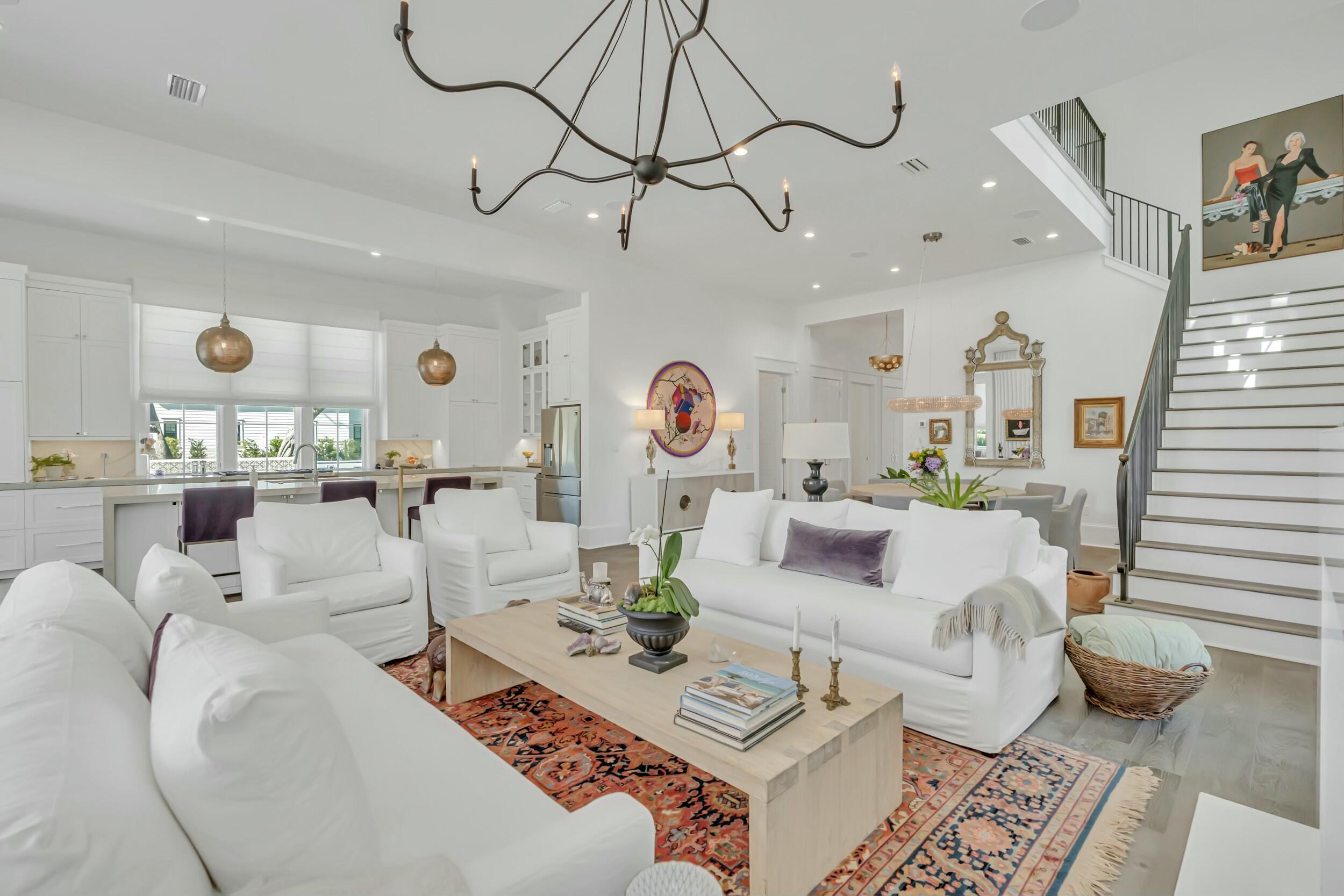 CHURCHILL OAKS - Residential