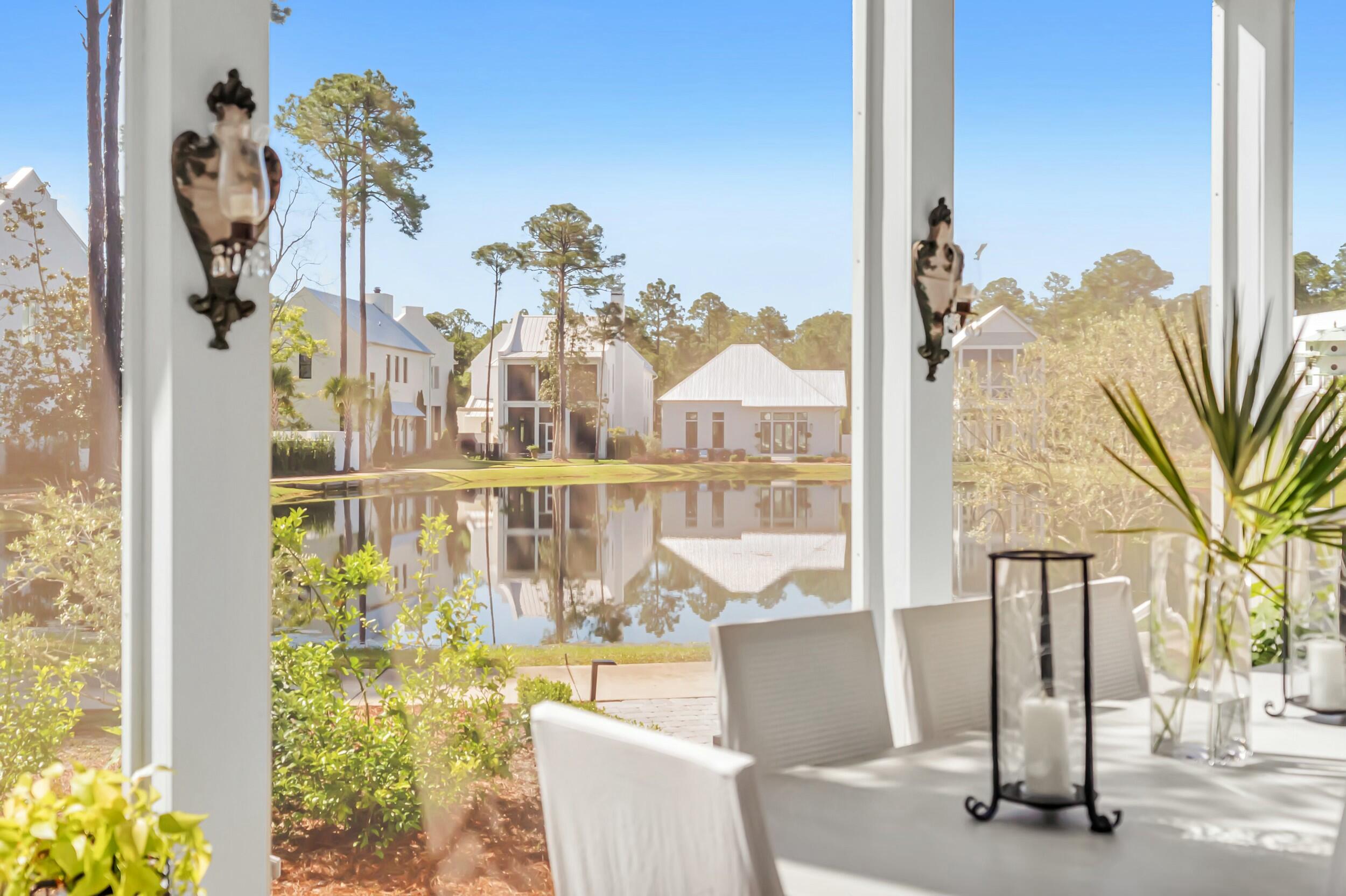 CHURCHILL OAKS - Residential