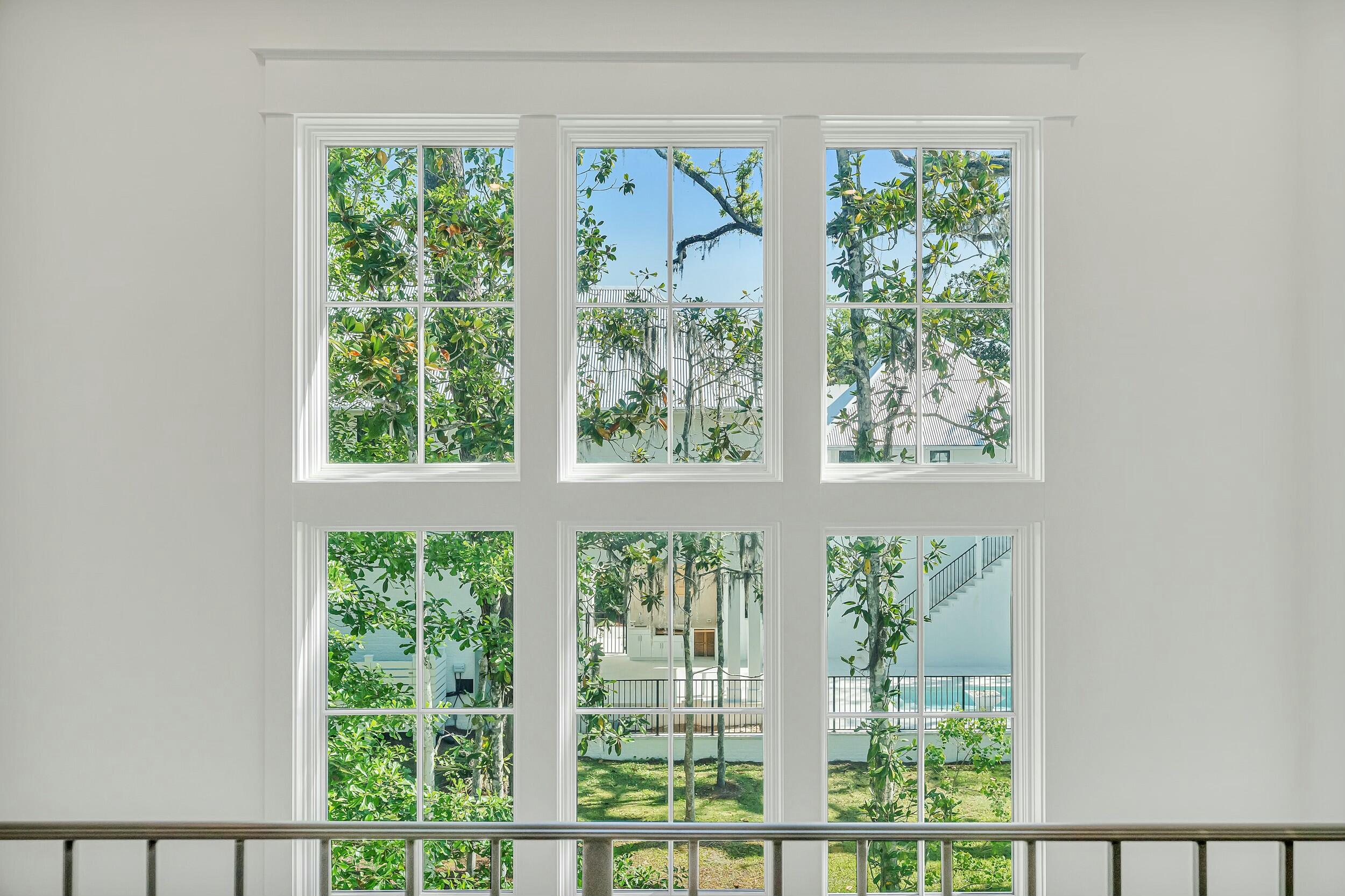 CHURCHILL OAKS - Residential