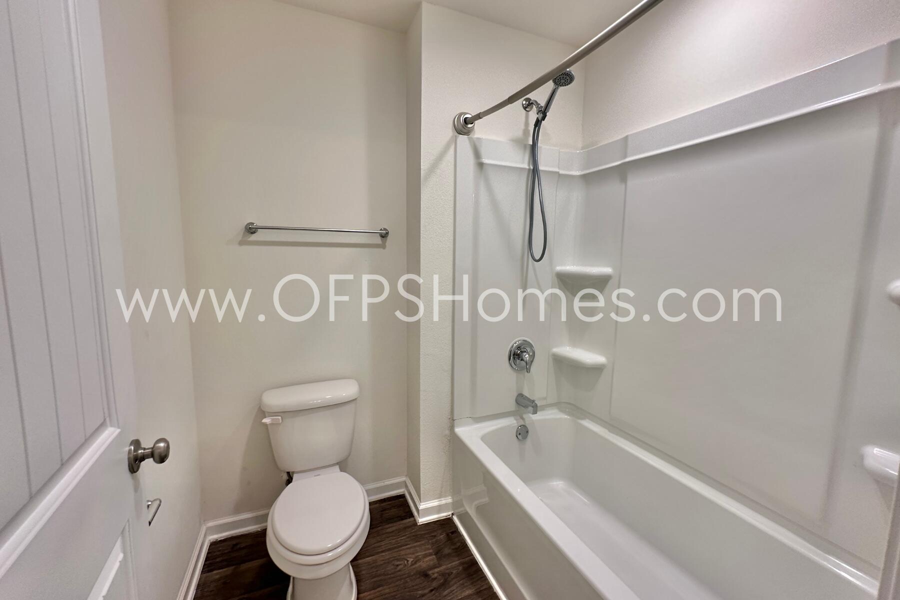 Fanning Bayou Phase 5 - Residential Lease