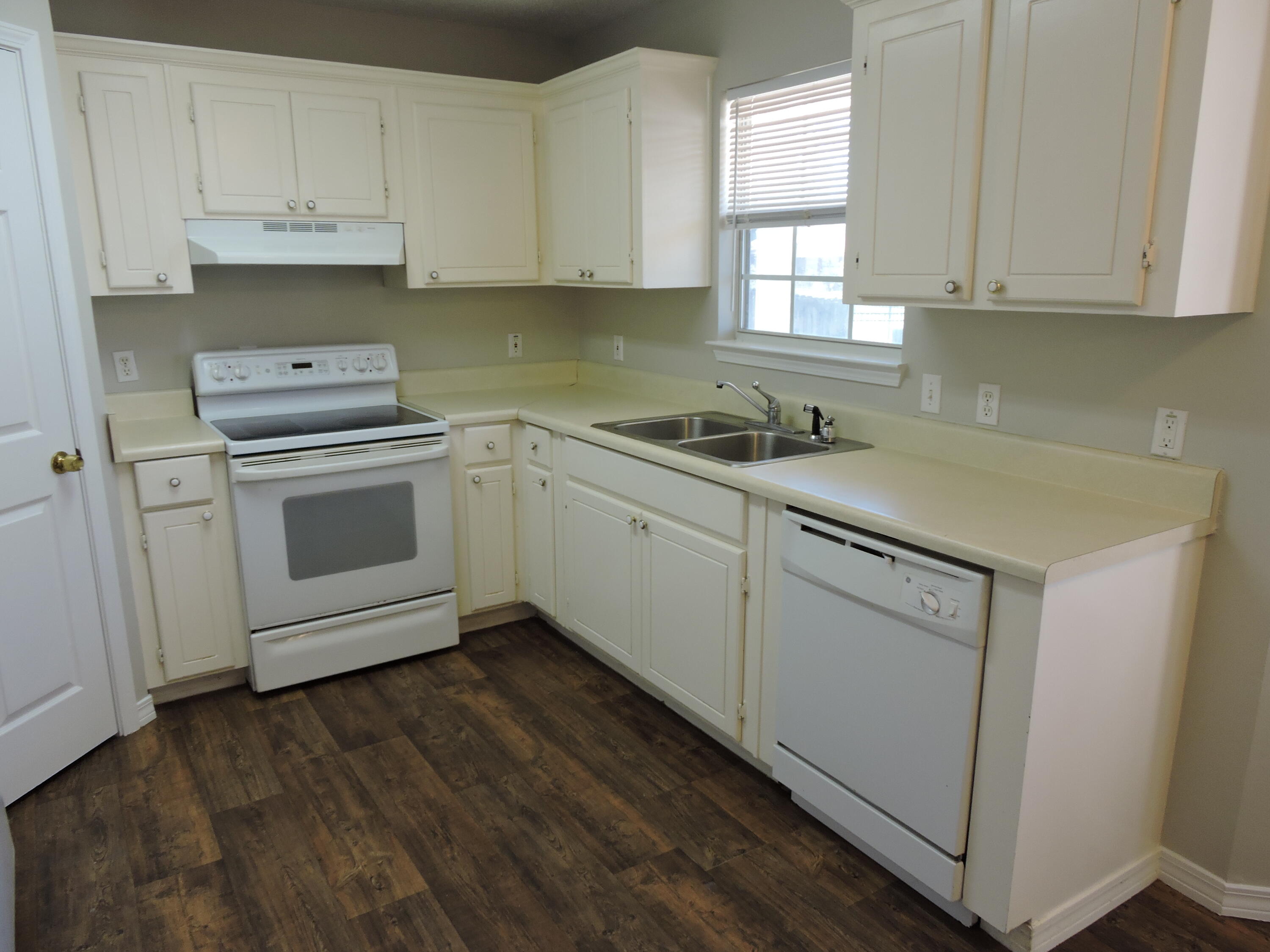 SHOFFNER ADDN - Residential Lease