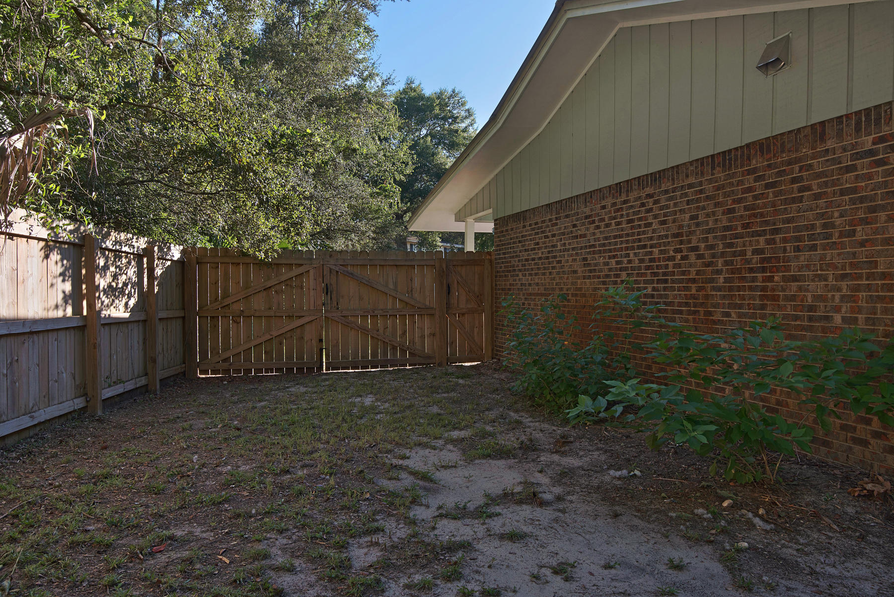 PALM ESTATES UNIT 1 - Residential