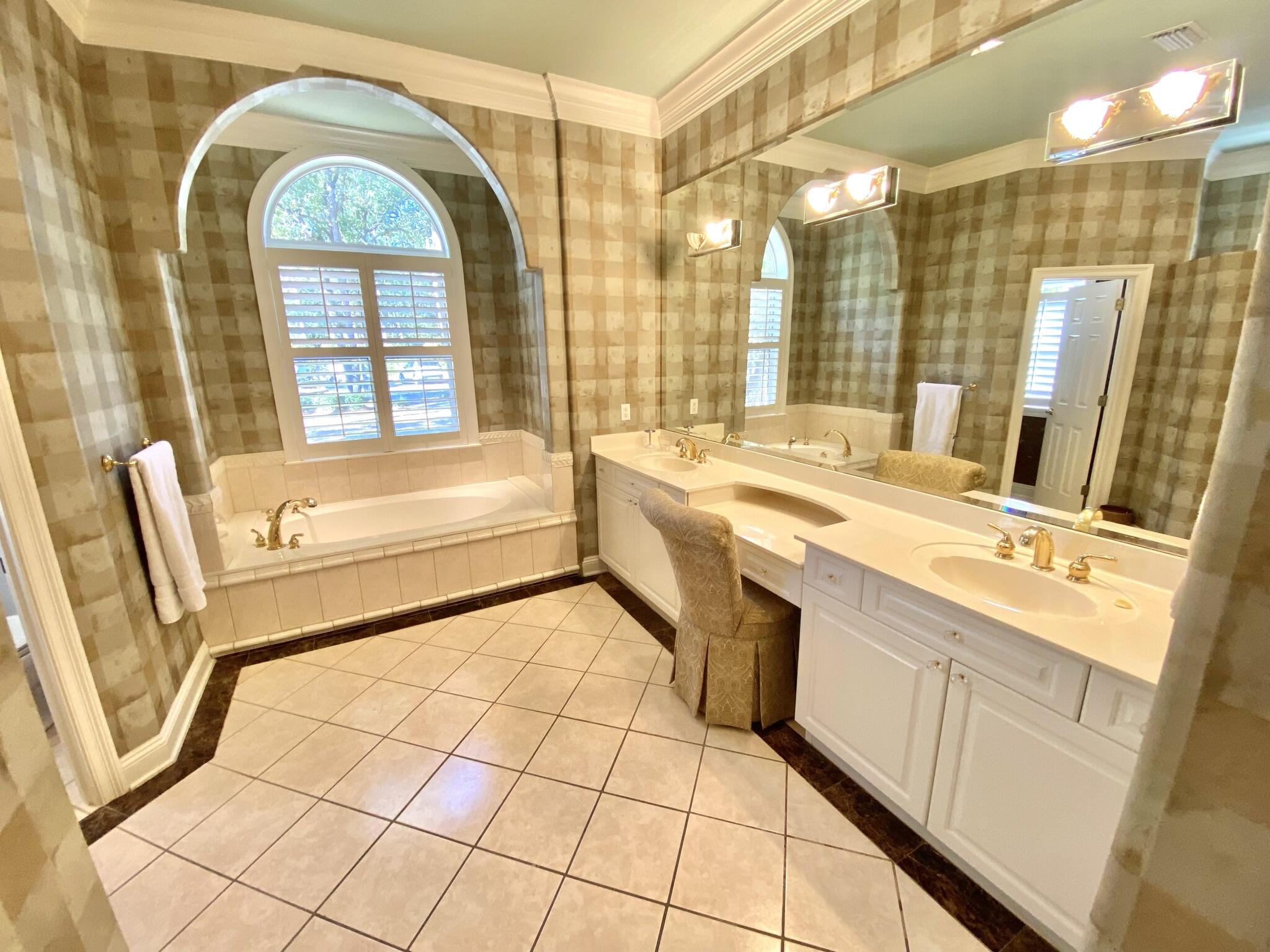 BURNT PINE-Pine Valley - Residential