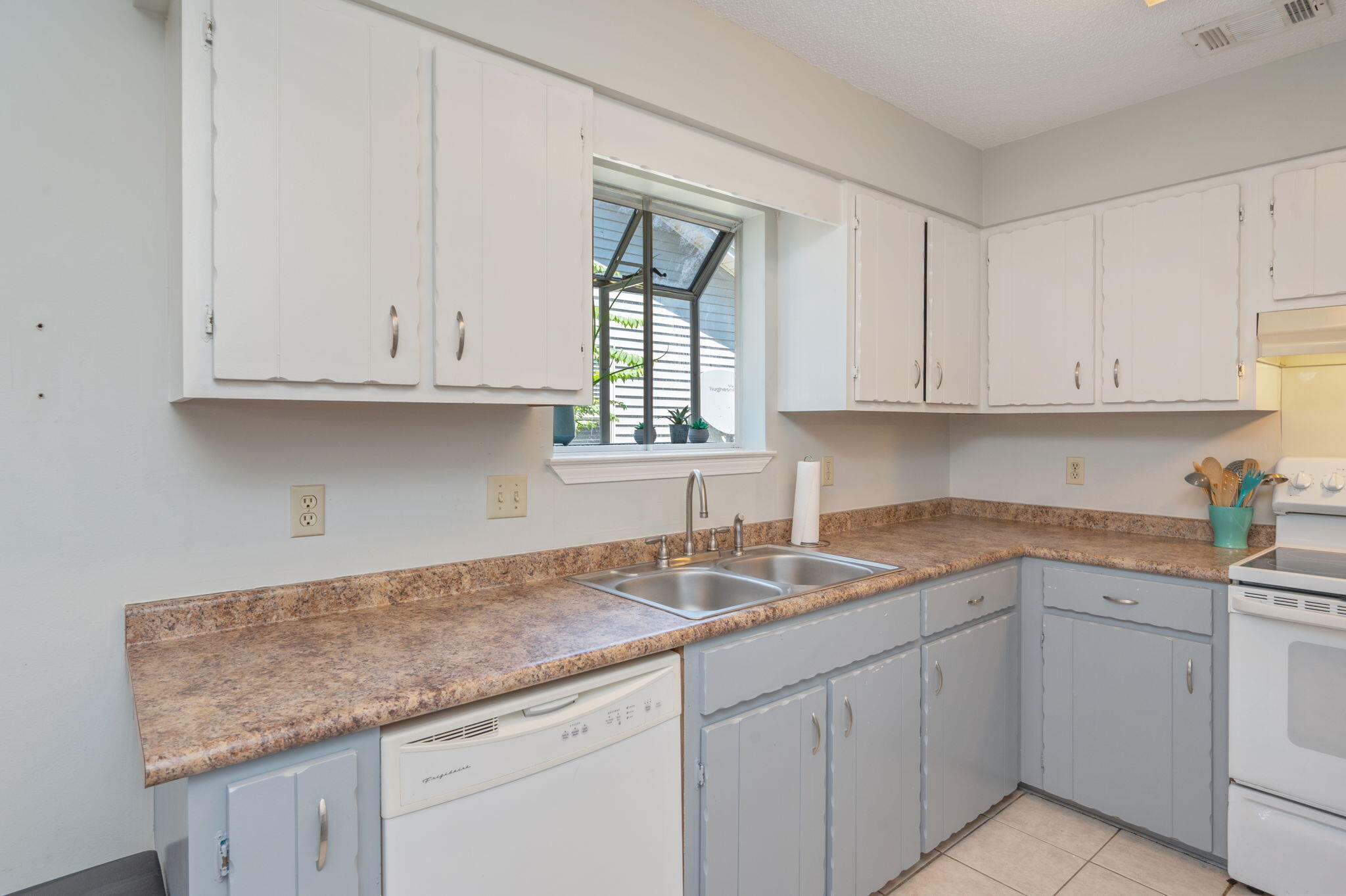 BLUE PINE VILLAGE AMENDED - Residential