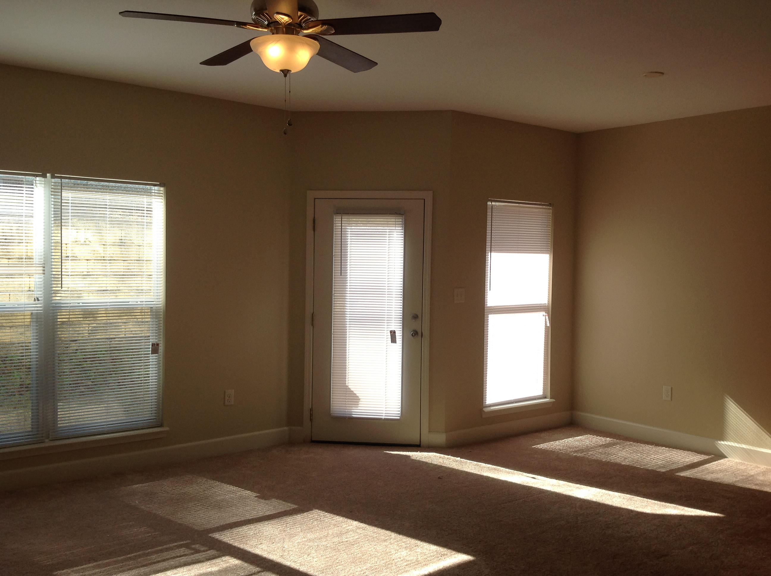 ARBOR LAKE - Residential Lease