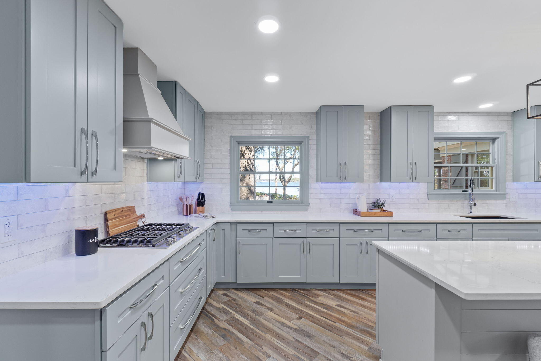 VALPARAISO SHORES - Residential