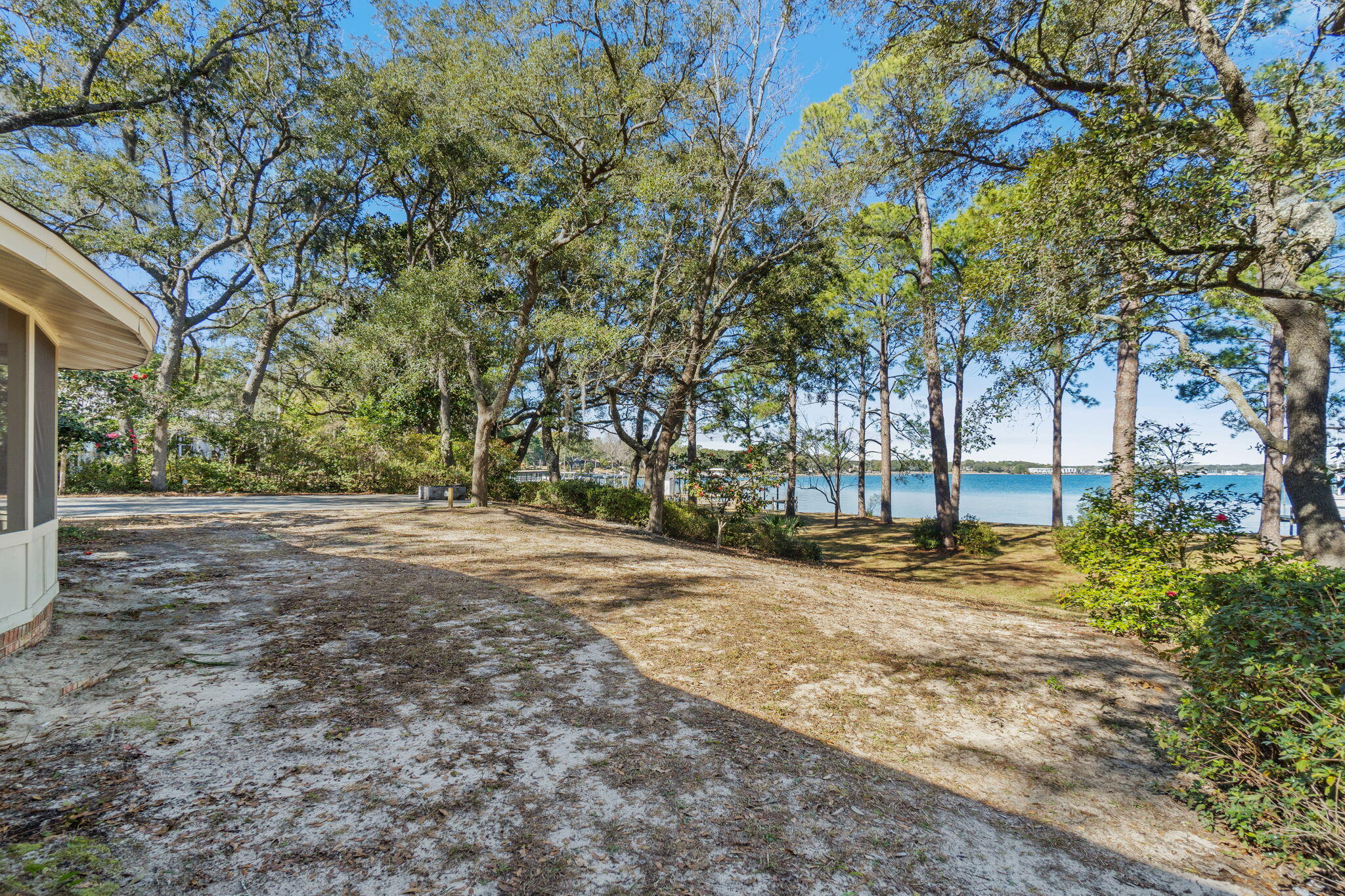 VALPARAISO SHORES - Residential