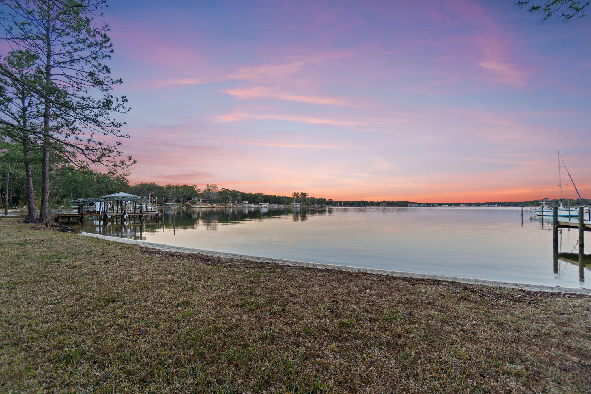 VALPARAISO SHORES - Residential