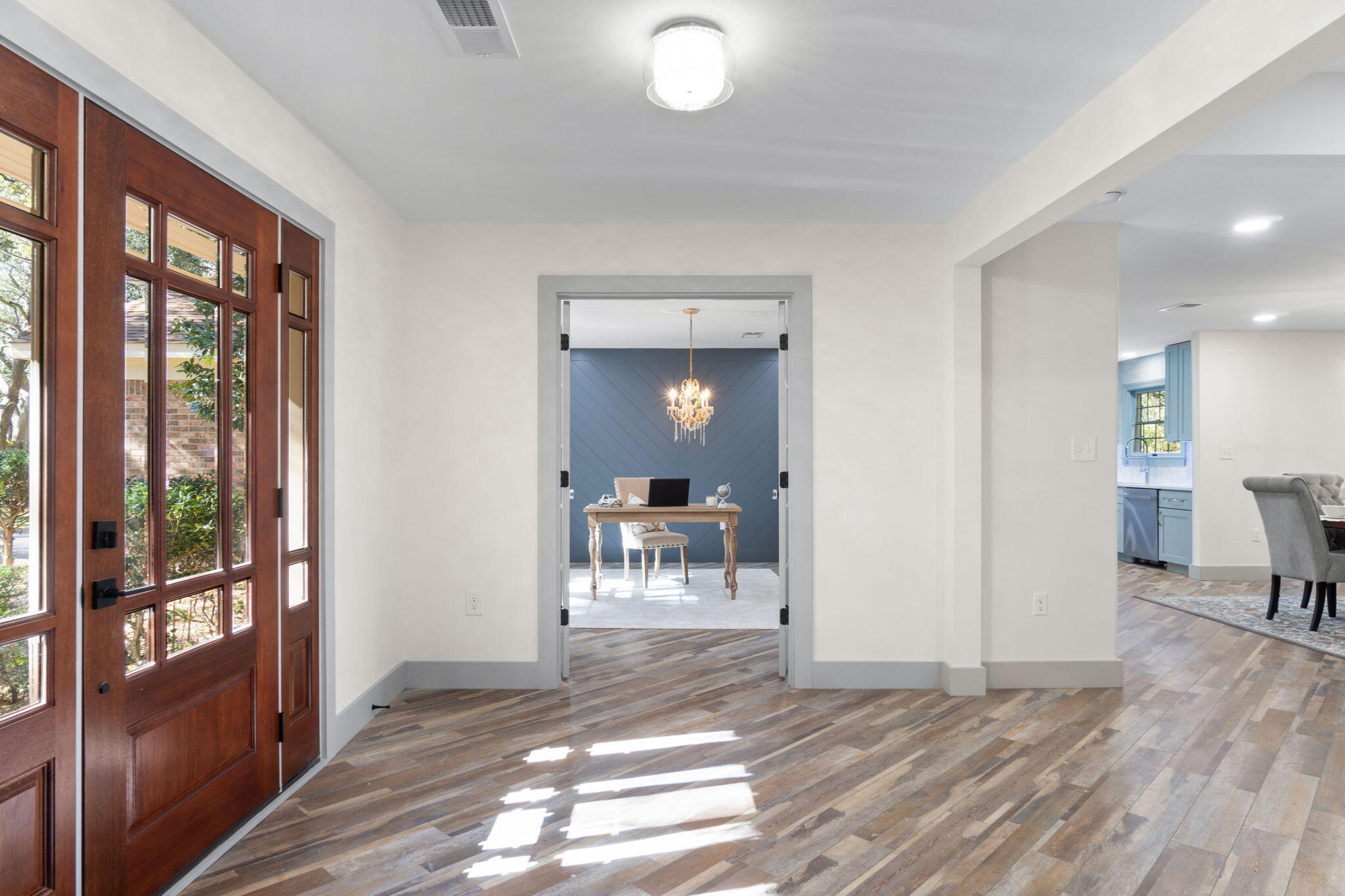 VALPARAISO SHORES - Residential