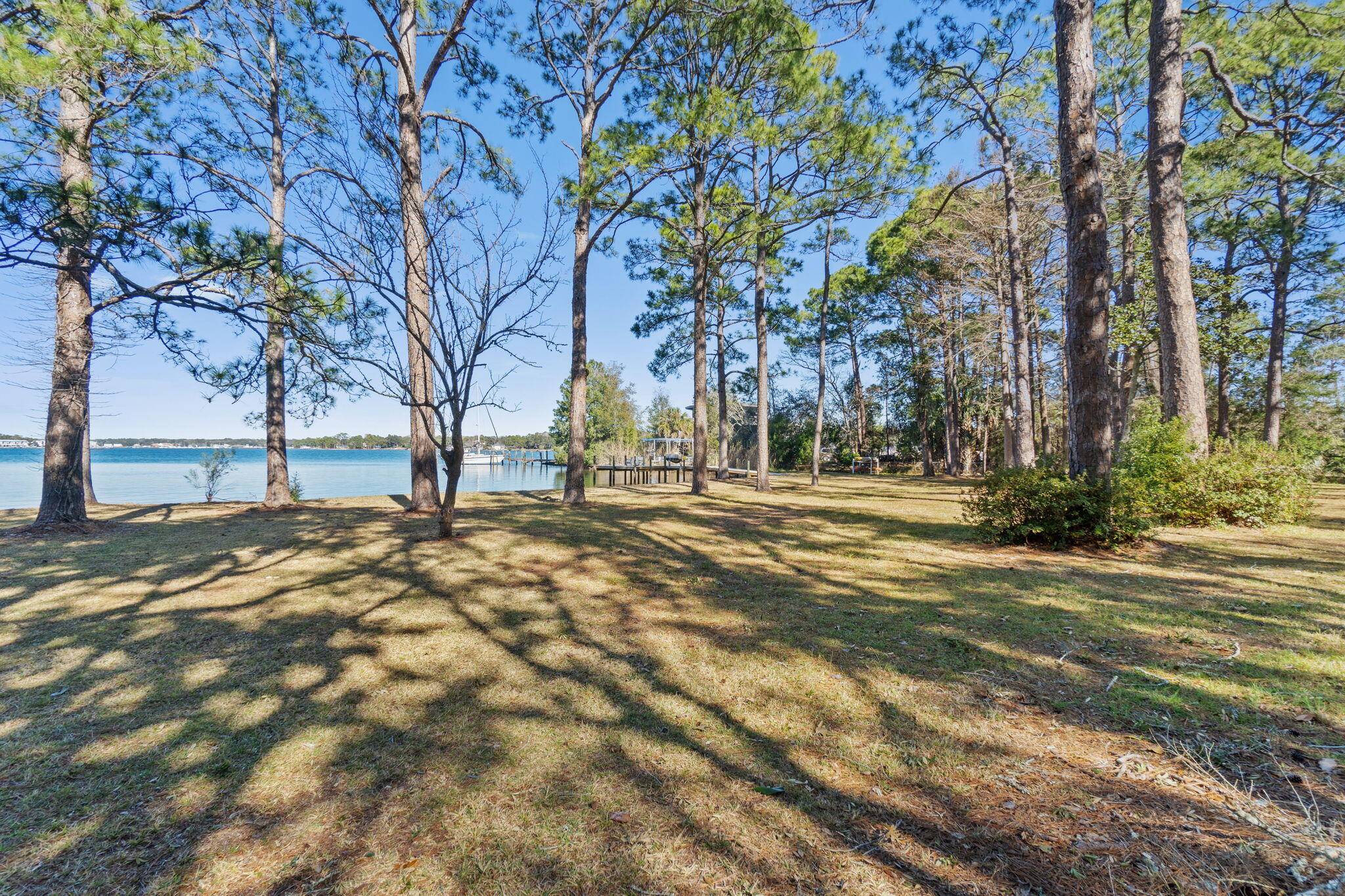 VALPARAISO SHORES - Residential