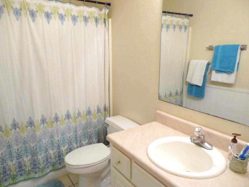 BISCAYNE POINTE - Residential