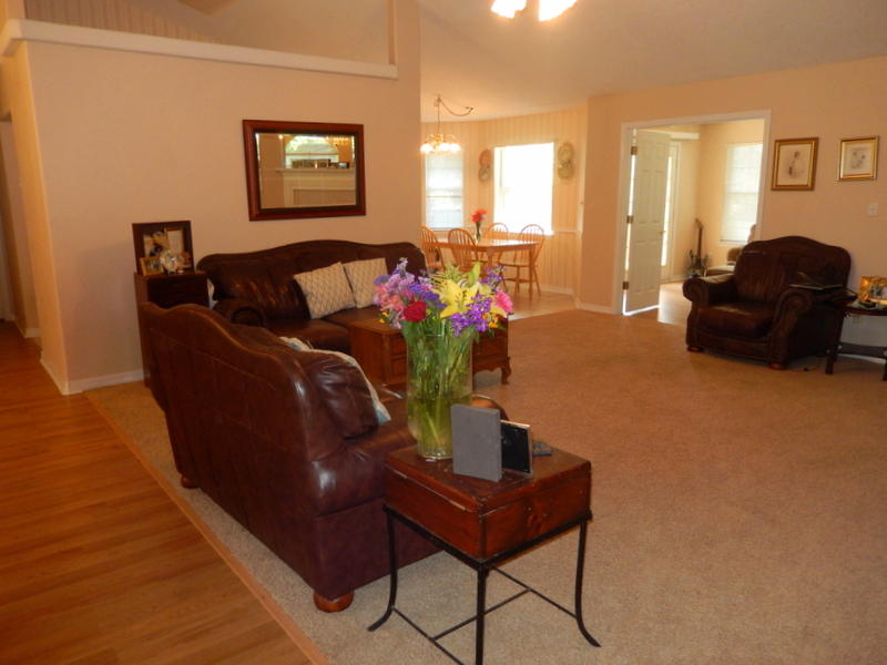 BISCAYNE POINTE - Residential