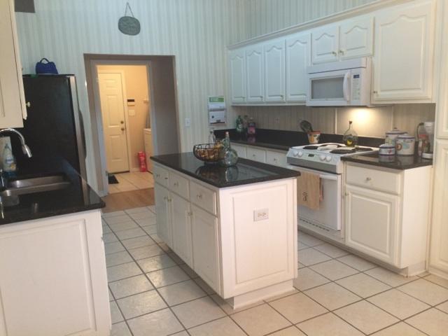 BISCAYNE POINTE - Residential