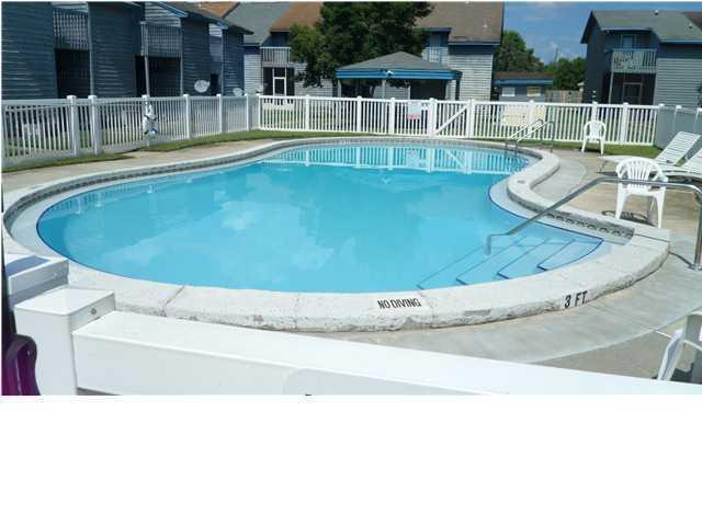 BROWNSVILLE STATION - Residential Lease