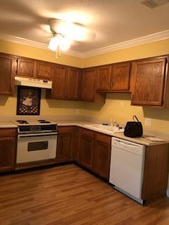 BROWNSVILLE STATION - Residential Lease