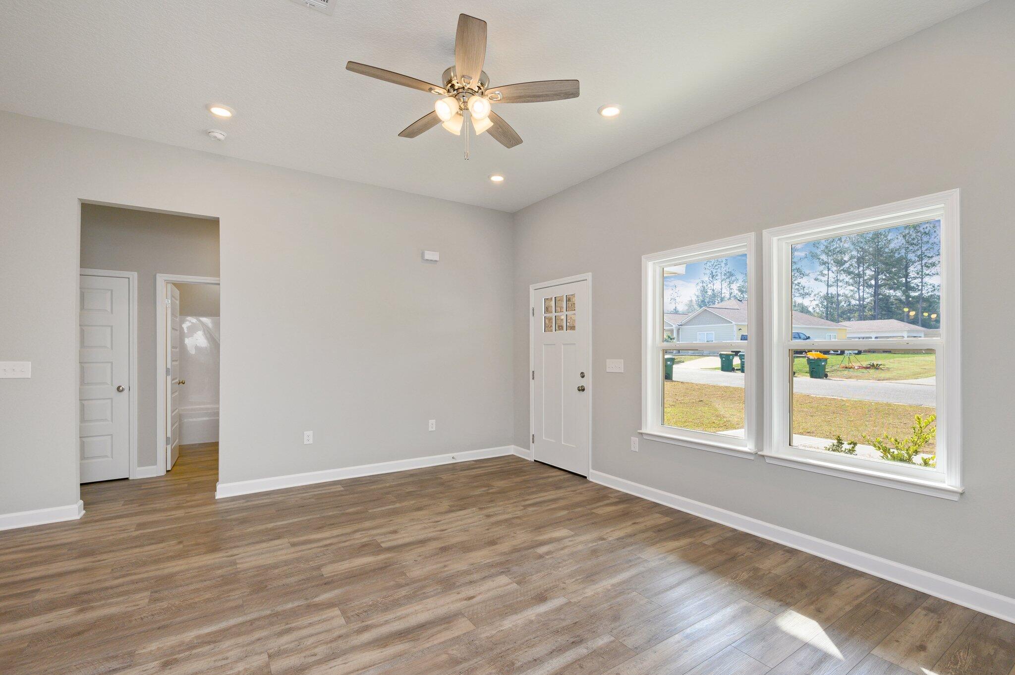 QUIET OAKS S/D - Residential