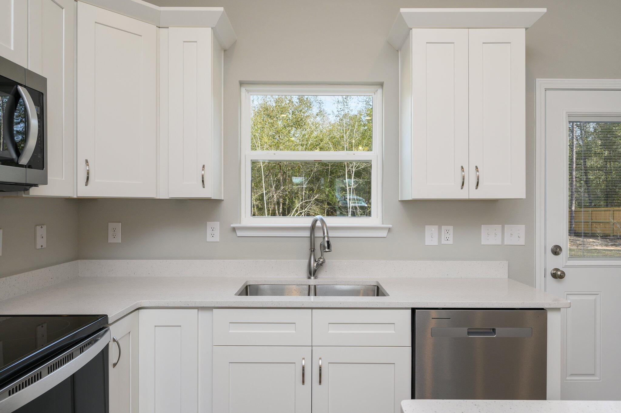QUIET OAKS S/D - Residential