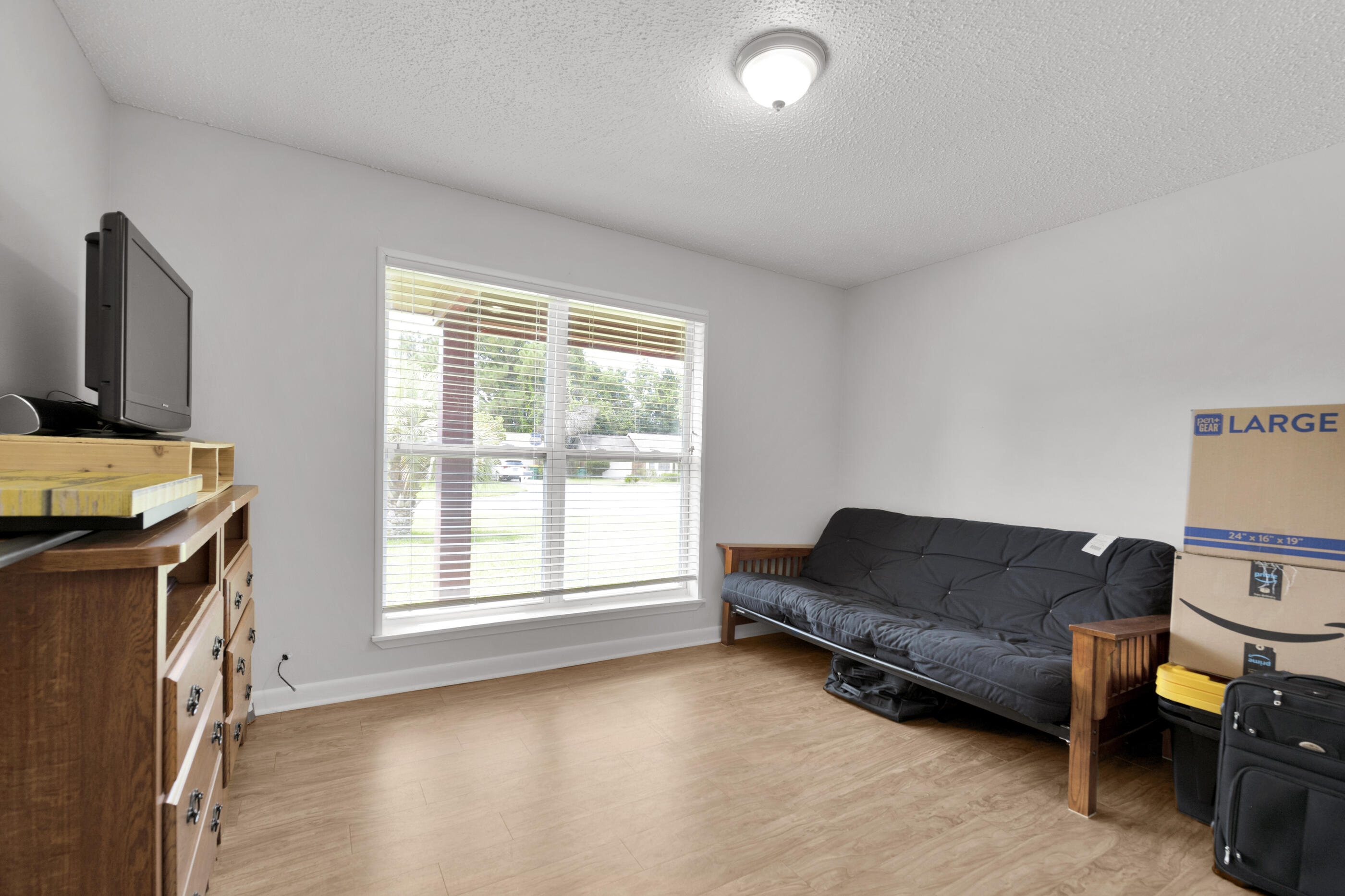 PALM ESTATES UNIT 6 - Residential