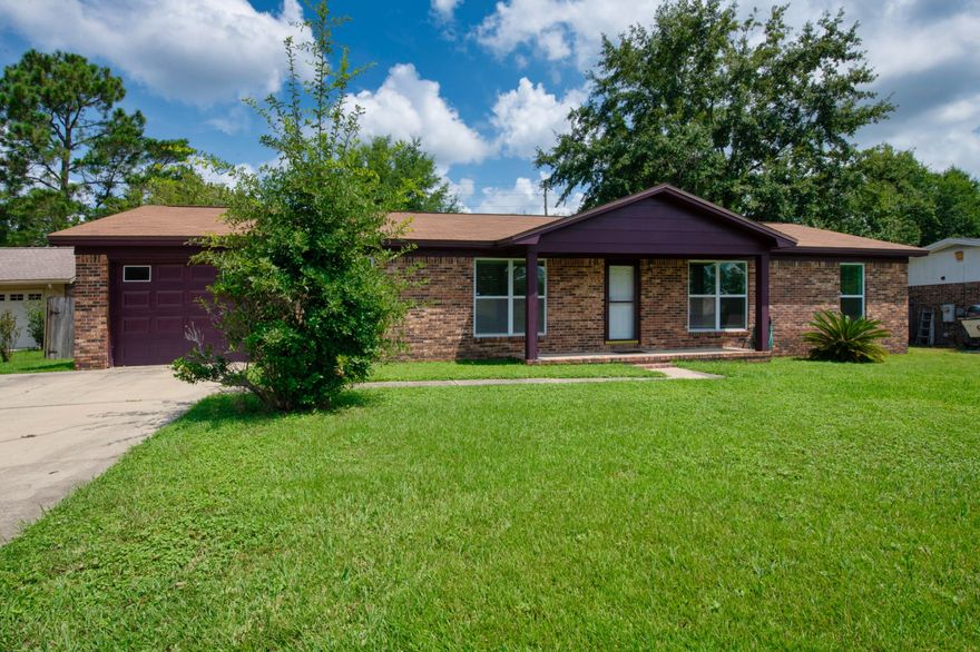 Home in the heart of Niceville. Newer windows, fenced backyard, upgraded flooring/paint, well sized closets, located in cul-de-sac, and more! This home offers a front flex area, along with a living room, dining space, and kitchen entertainment area! Home is close to shopping, bay, restaurants, parks, and boat ramps! Schedule a walkthrough today!