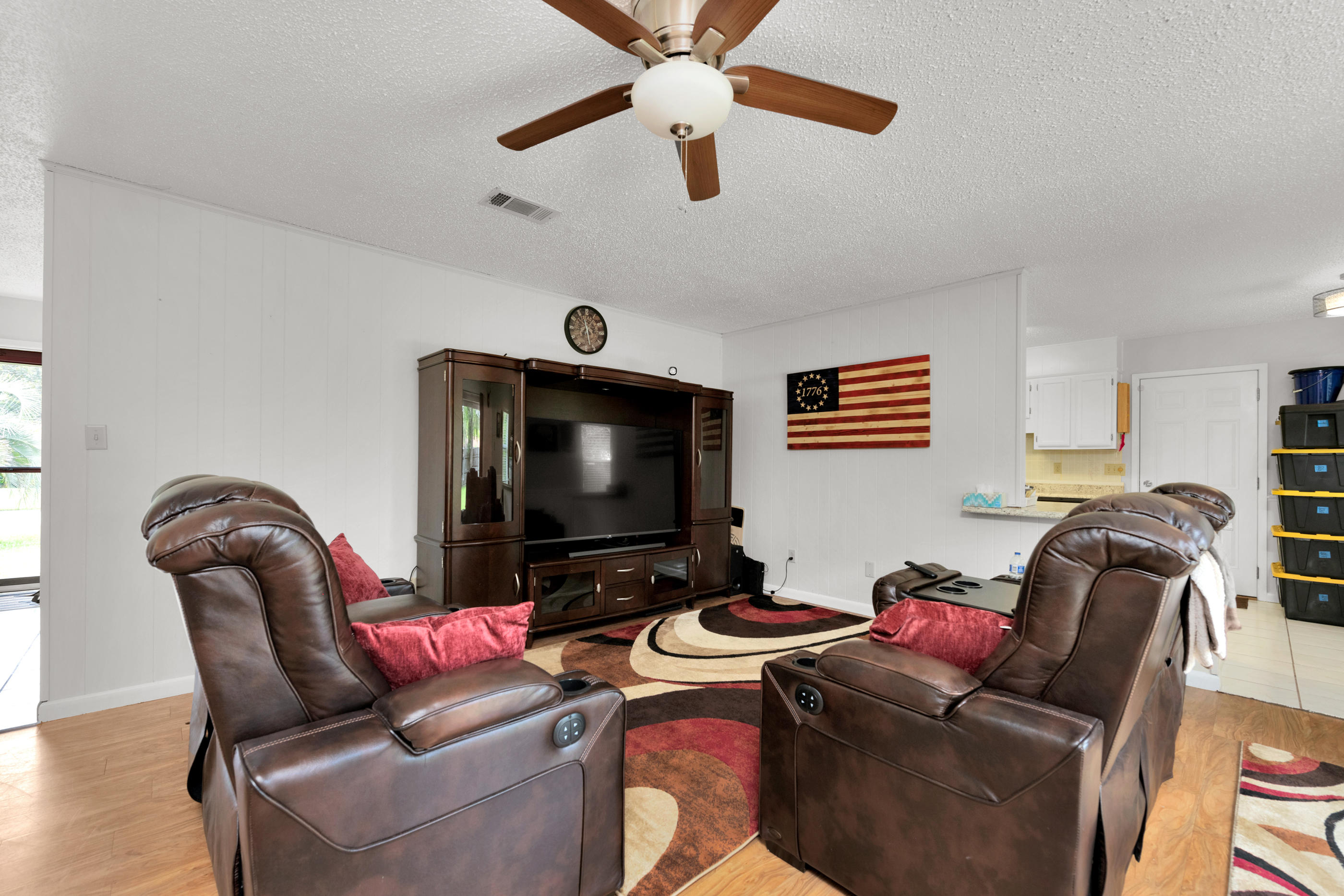 PALM ESTATES UNIT 6 - Residential