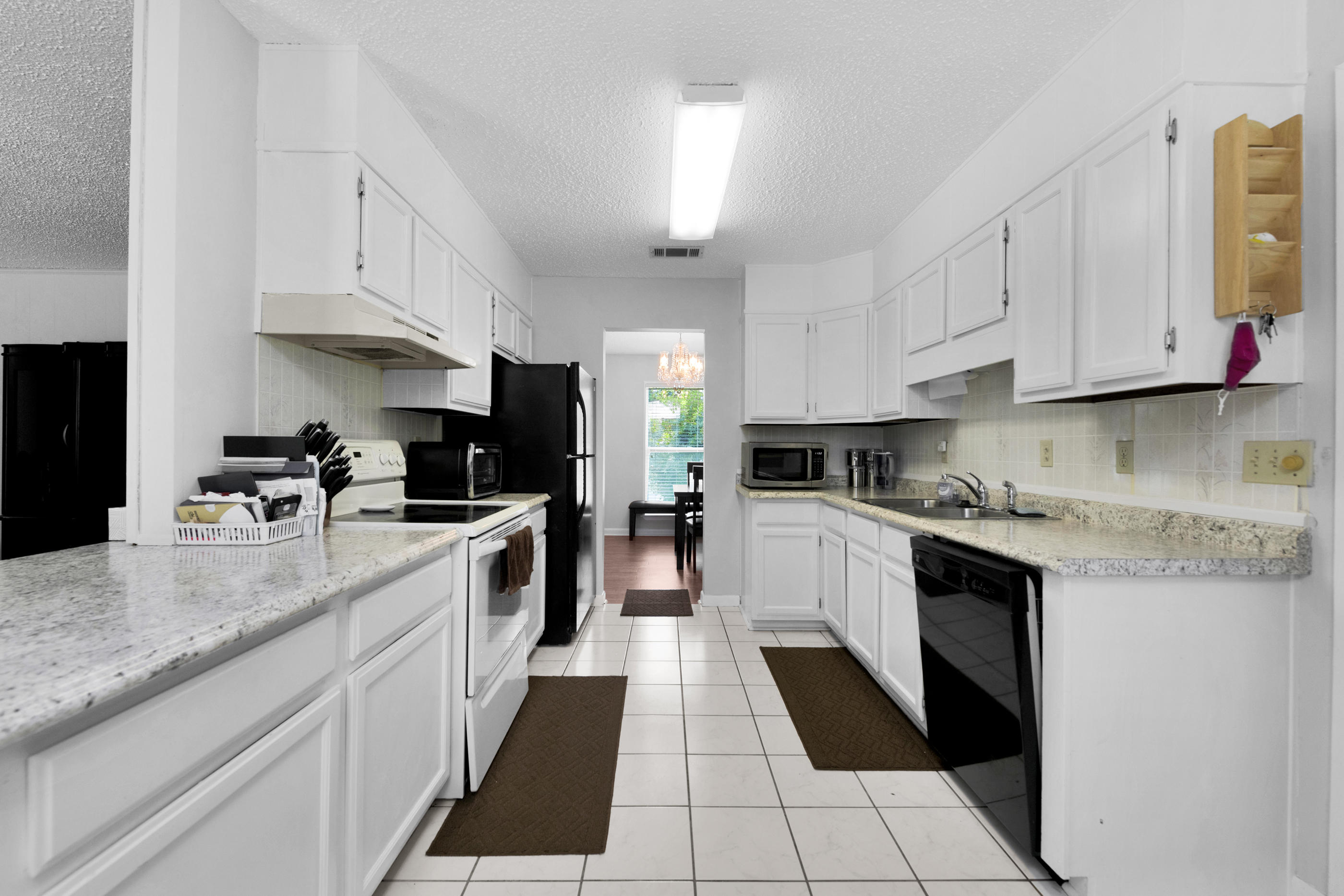 PALM ESTATES UNIT 6 - Residential