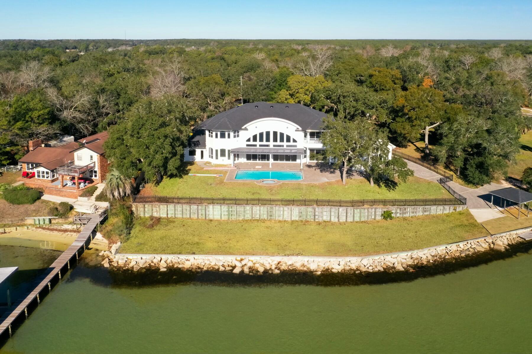 POQUITO BAYOU - Residential