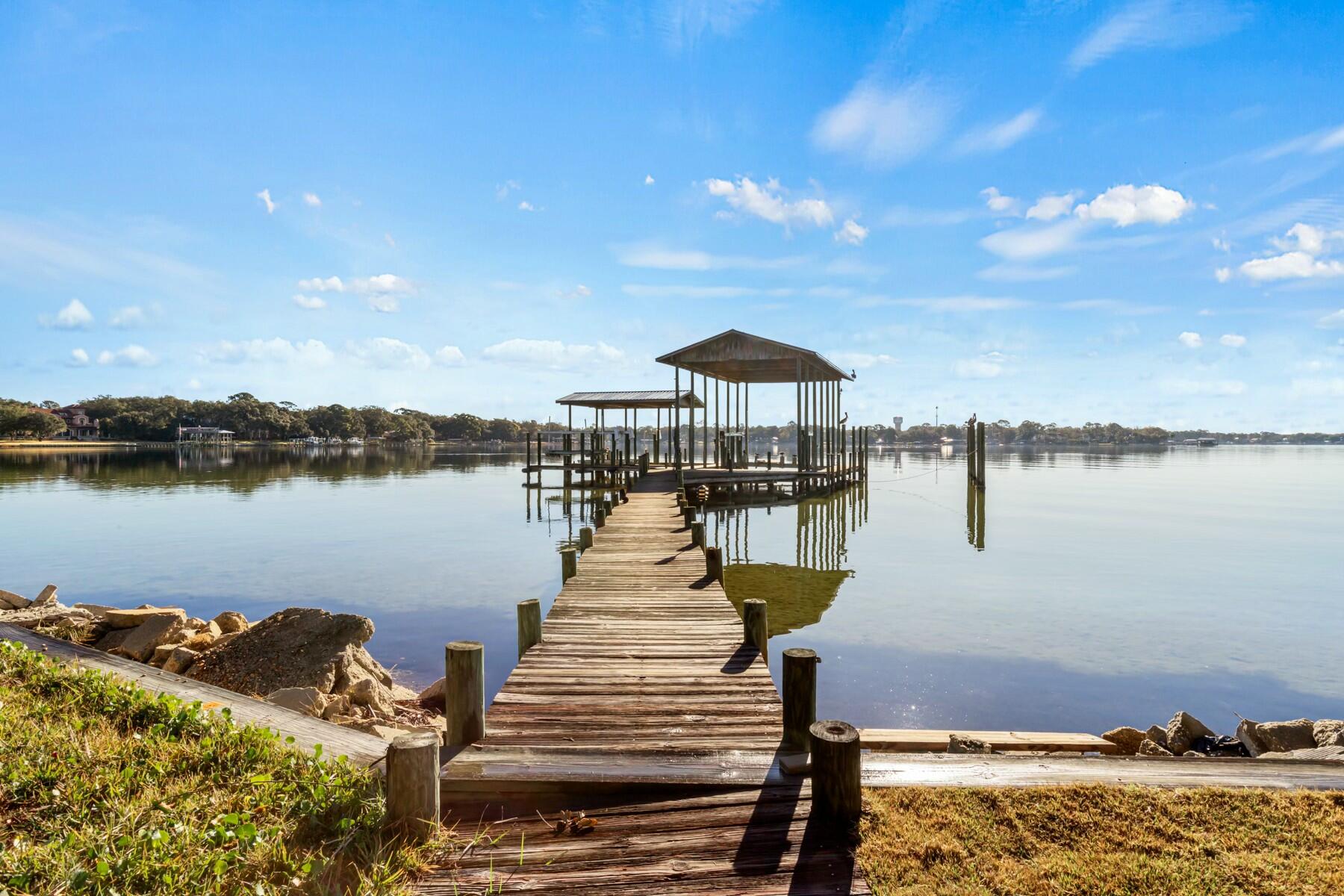 POQUITO BAYOU - Residential