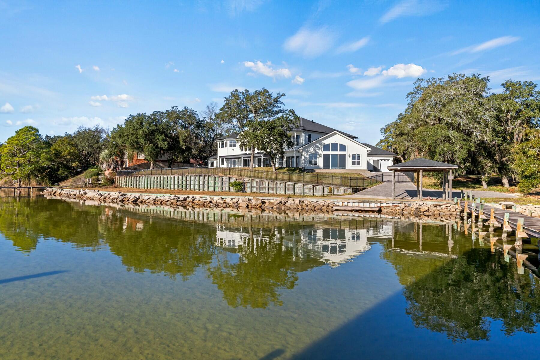 POQUITO BAYOU - Residential